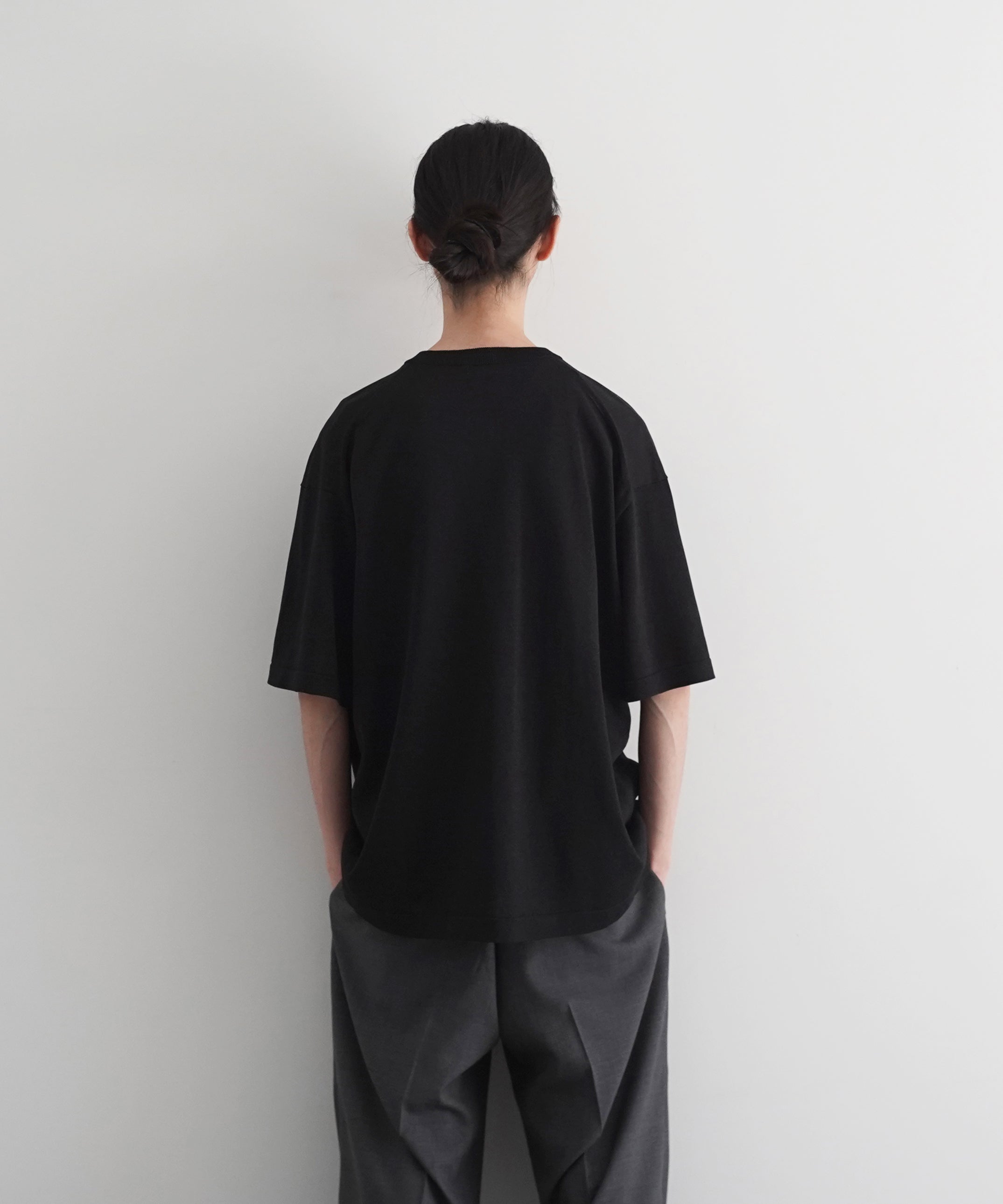 crepuscule Washi v/n knit t-shirt "BLACK"