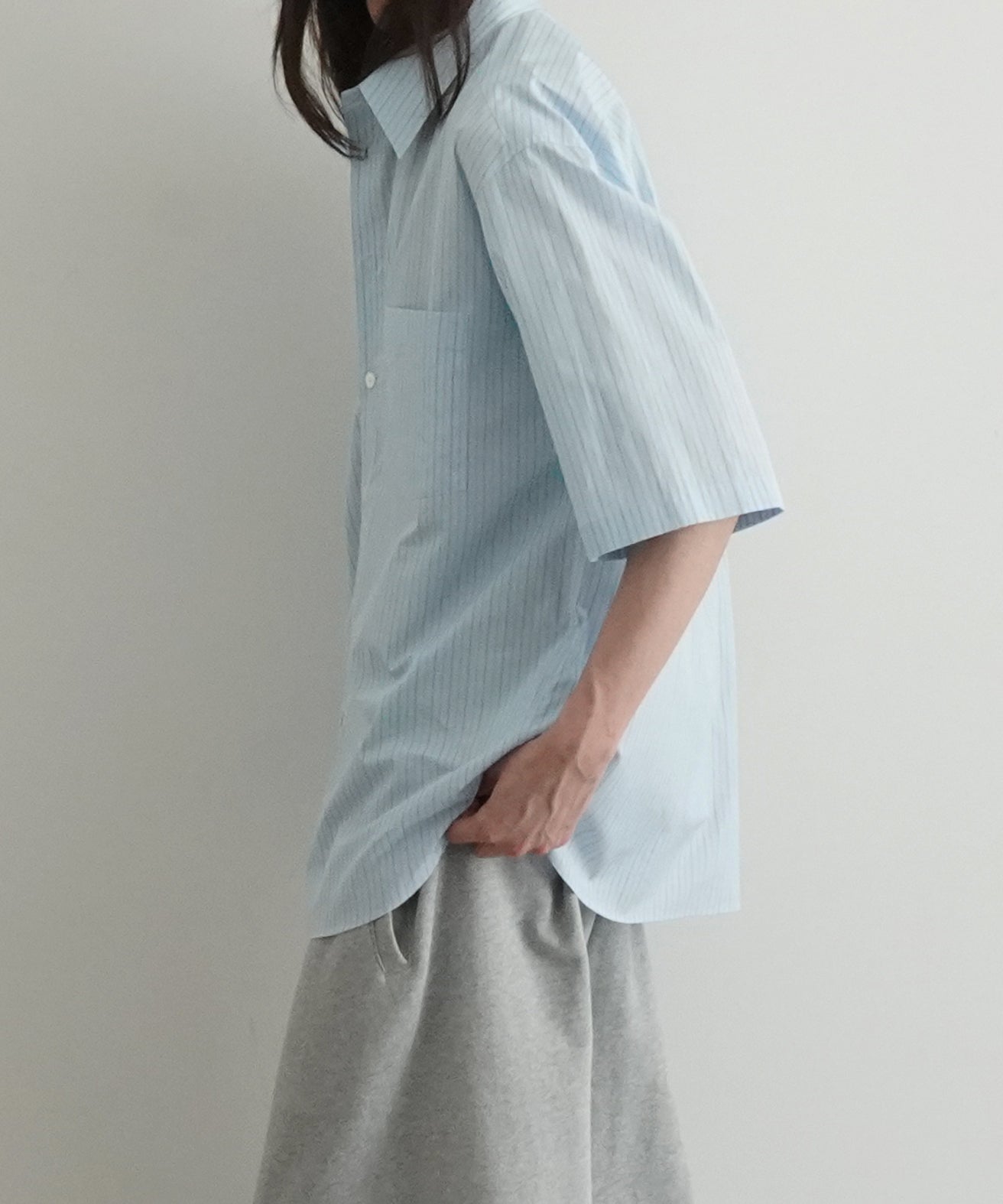 AURALEE Suvin high count cloth stripe half sleeved shirt "BLUE STRIPE"