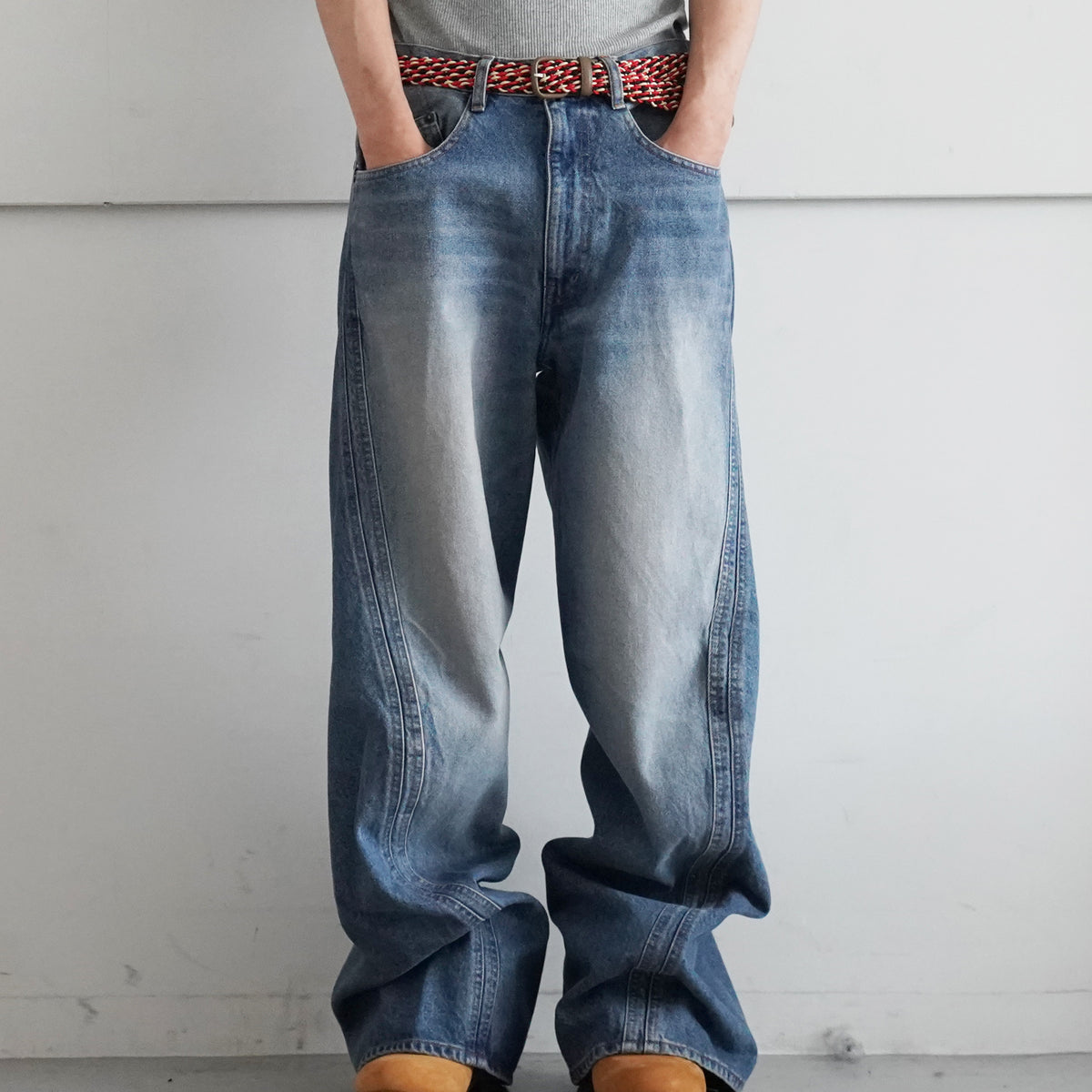 Nvrfrgt 騙さ 3D Twisted Jeans サイズ1