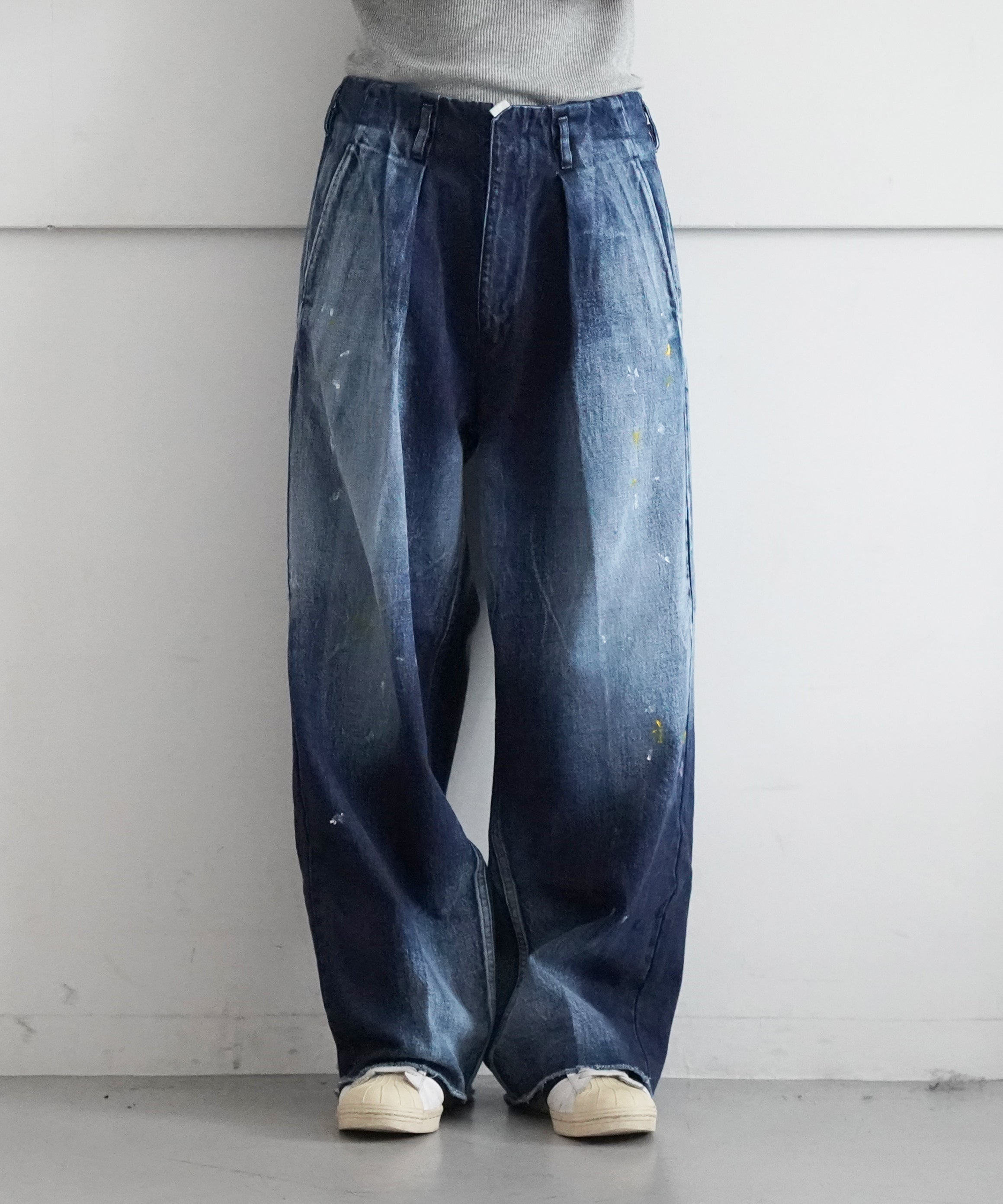 saby【サバイ】tuck baggy type02 - 11oz bingo denim - sun fade ＆ paint - 