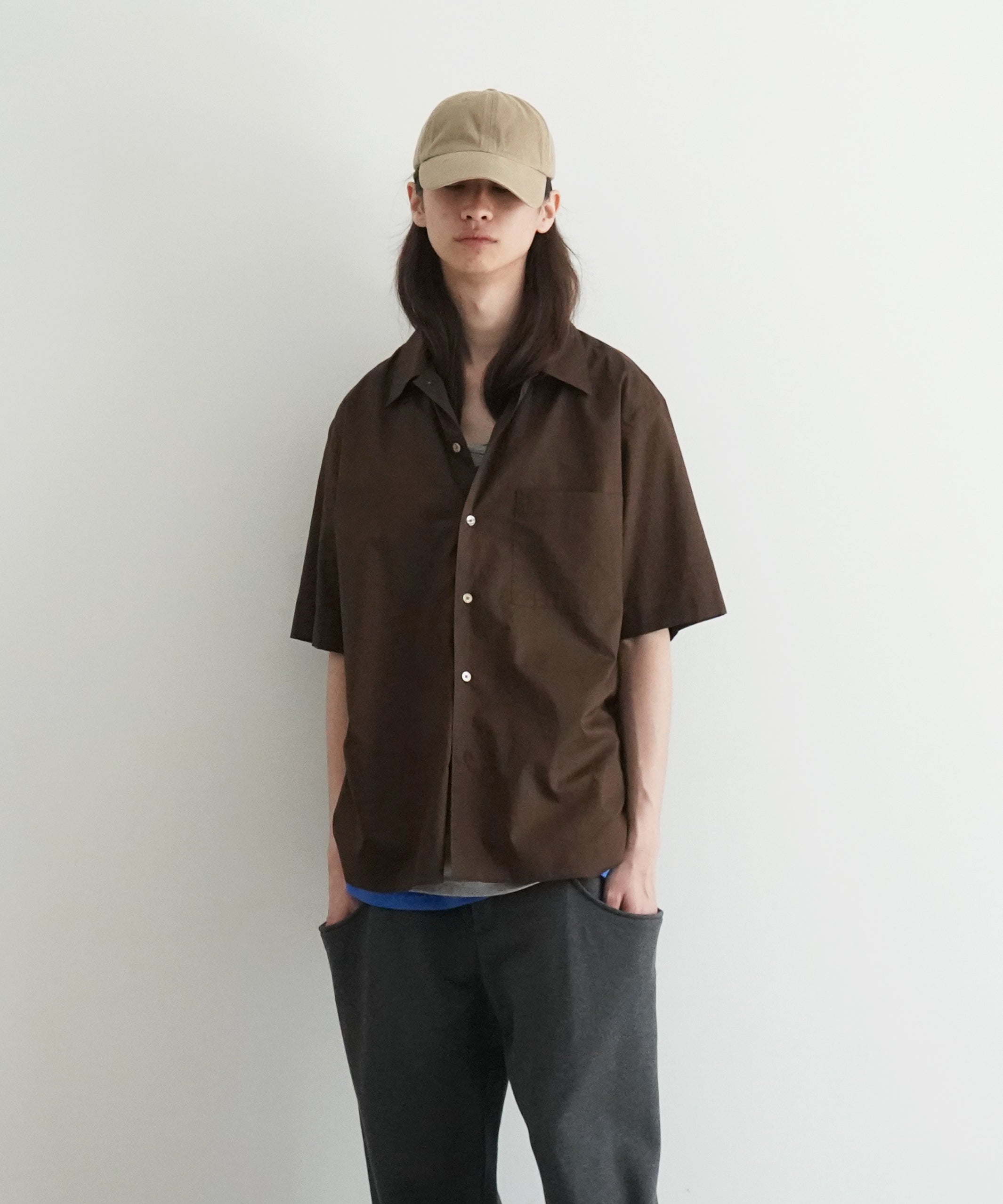 AURALEE Washed finx typewriter open collar half sleeved shirt "DARK BROWN"