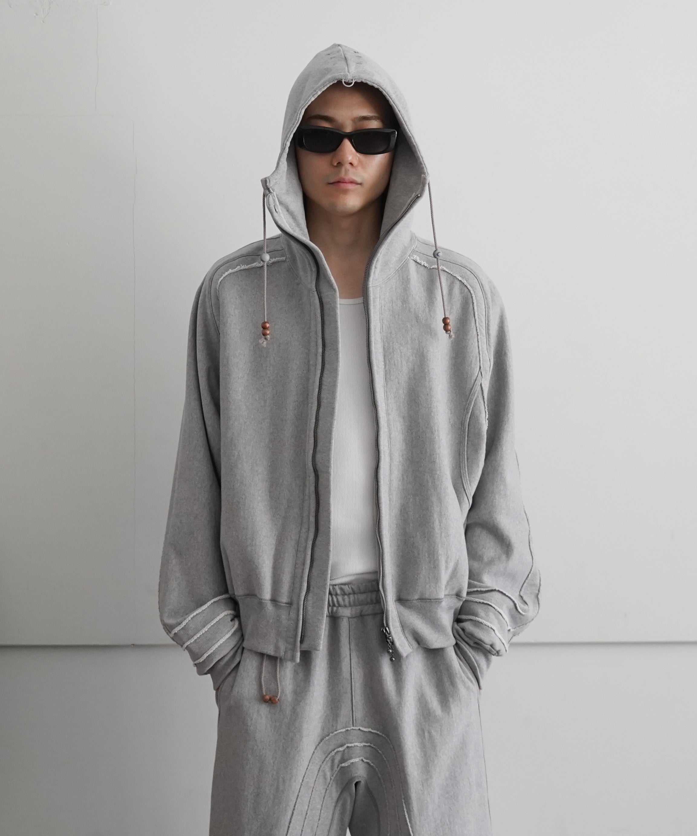 JIAN YE (ジェン イェ) 24AW ORBIT TOP グレー