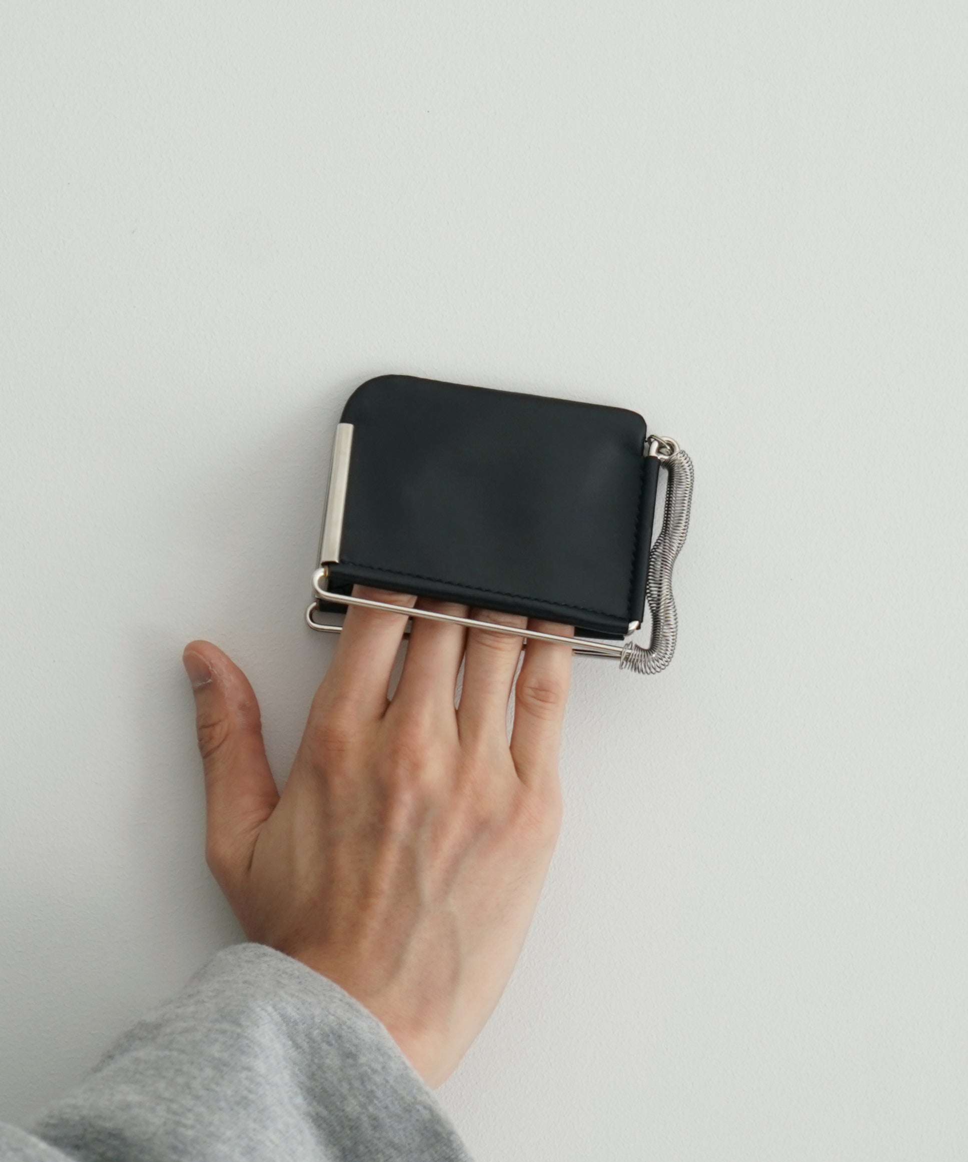 ED ROBERT JUDSON Coil spring coin case "BLACK"