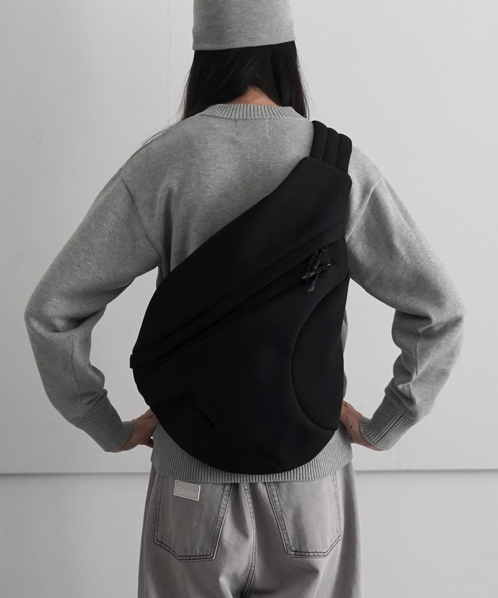 KAIKO SLING BAG 2 "BLACK"