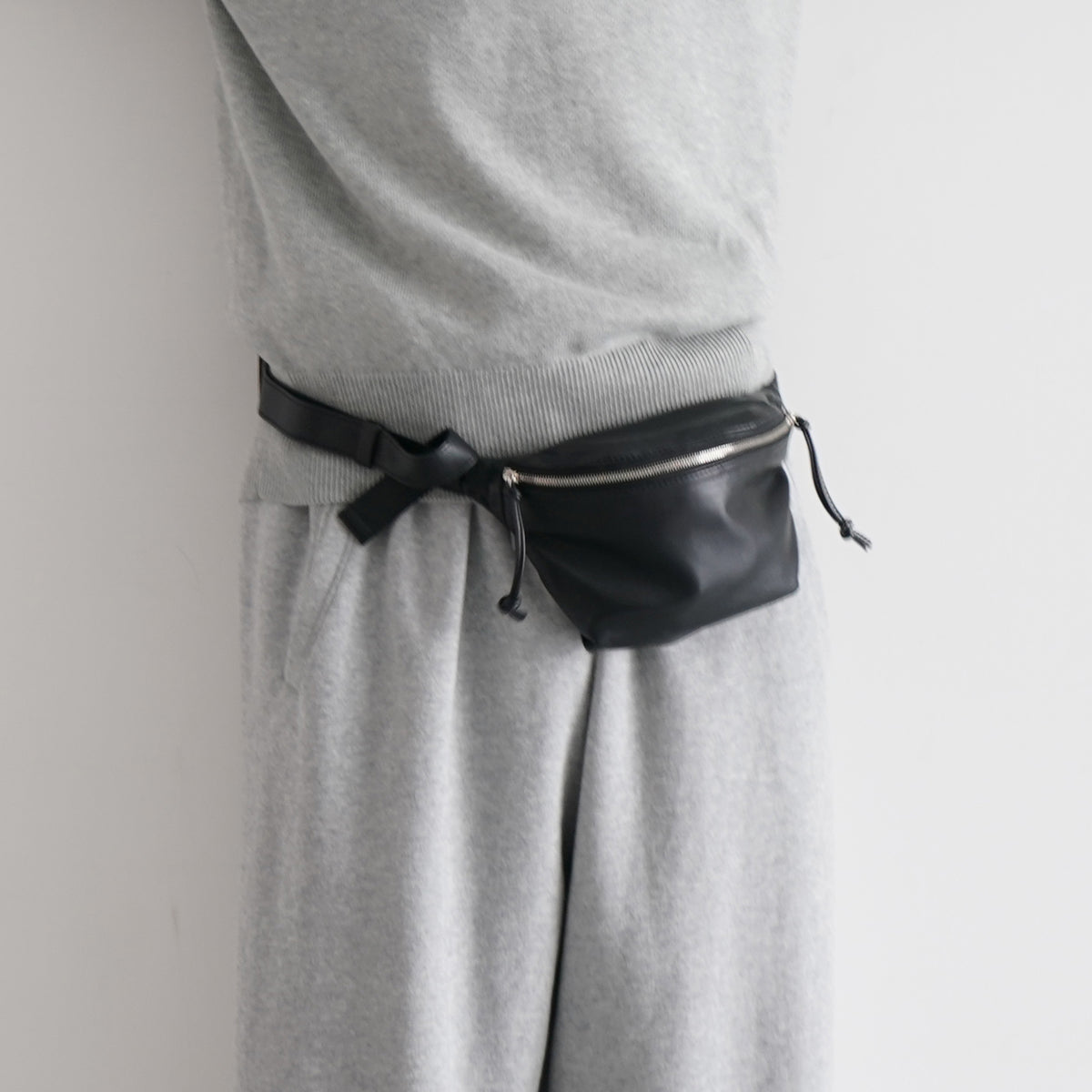 エドロバートジャドソン MAGIC ZIP WAIST POUCH DSC06021_1200x1200_crop_center