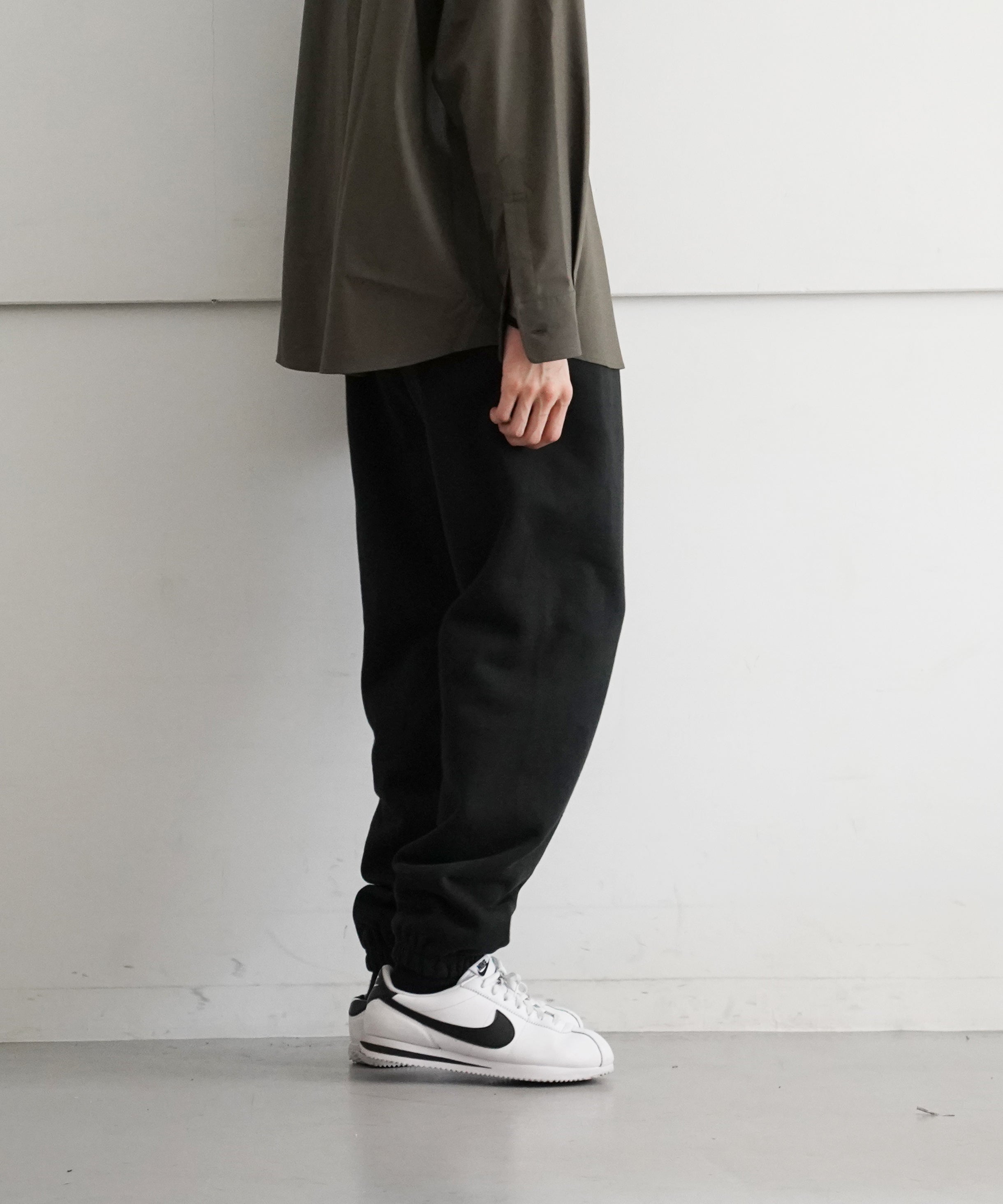 ENTIRE STUDIOS HEAVY SWEATPANT "SOOT"