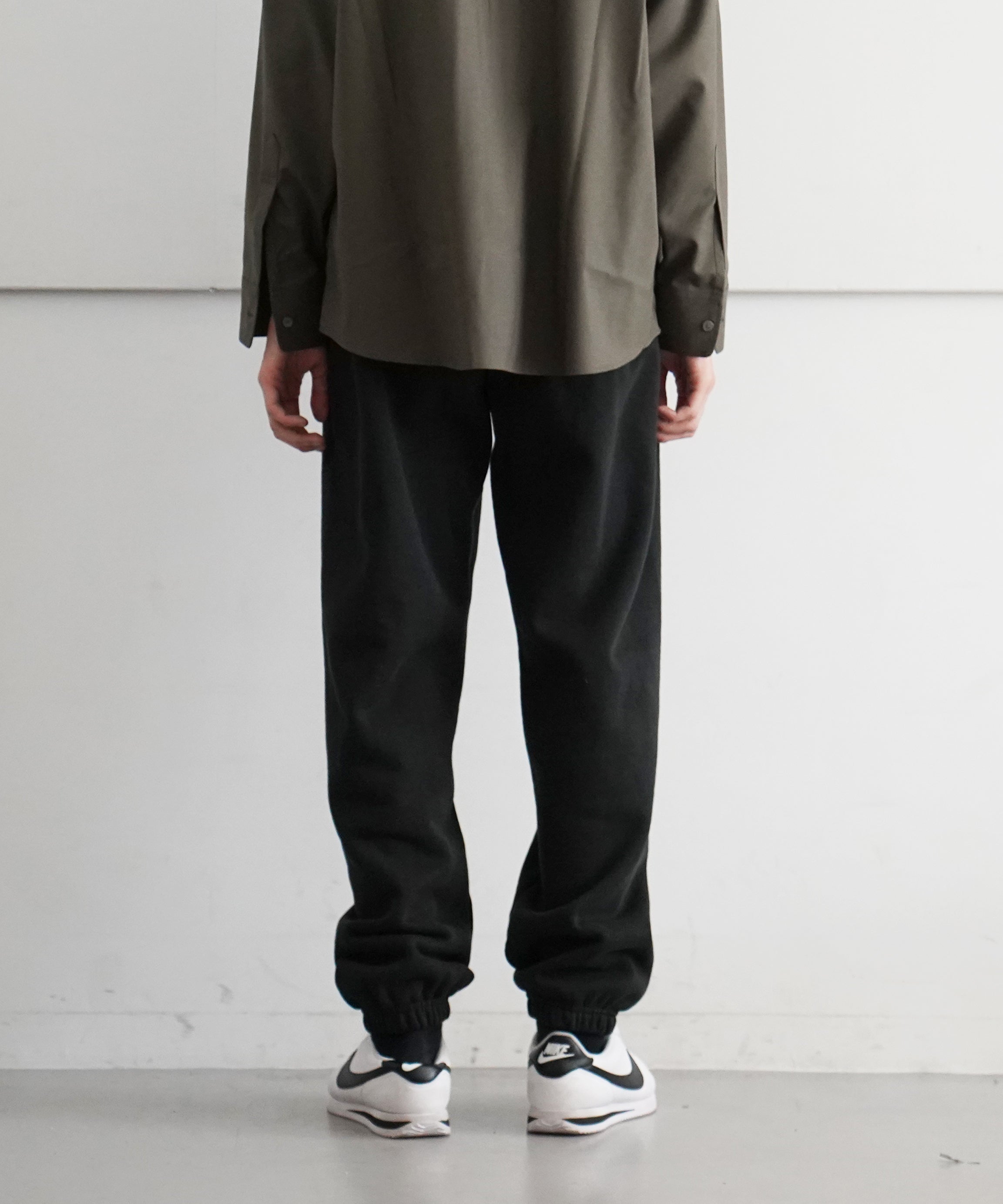 ENTIRE STUDIOS HEAVY SWEATPANT "SOOT"