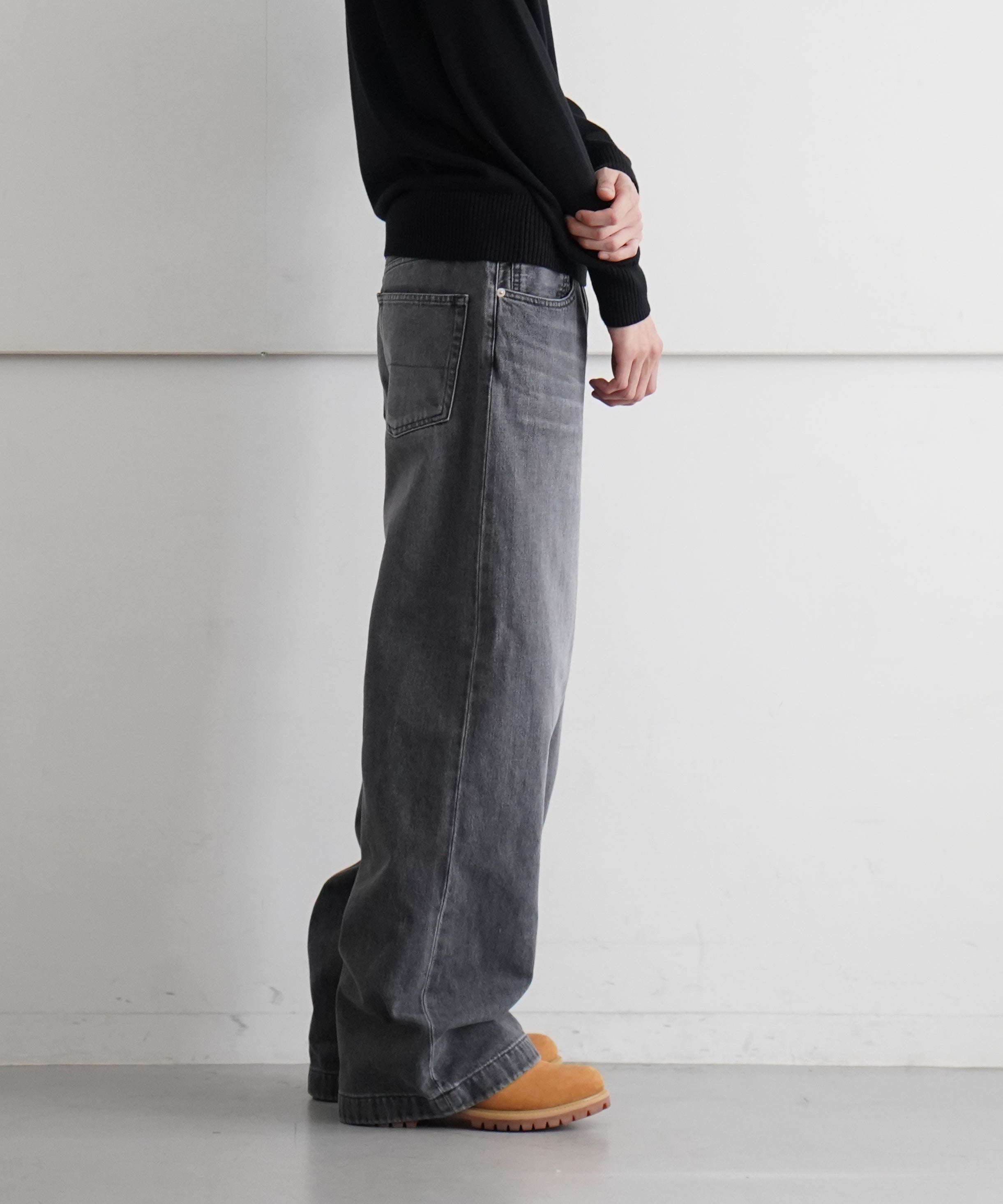 【EXCLUSIVE】NEONSIGN Loose Denim Pants v1.2 "BLACK USED"