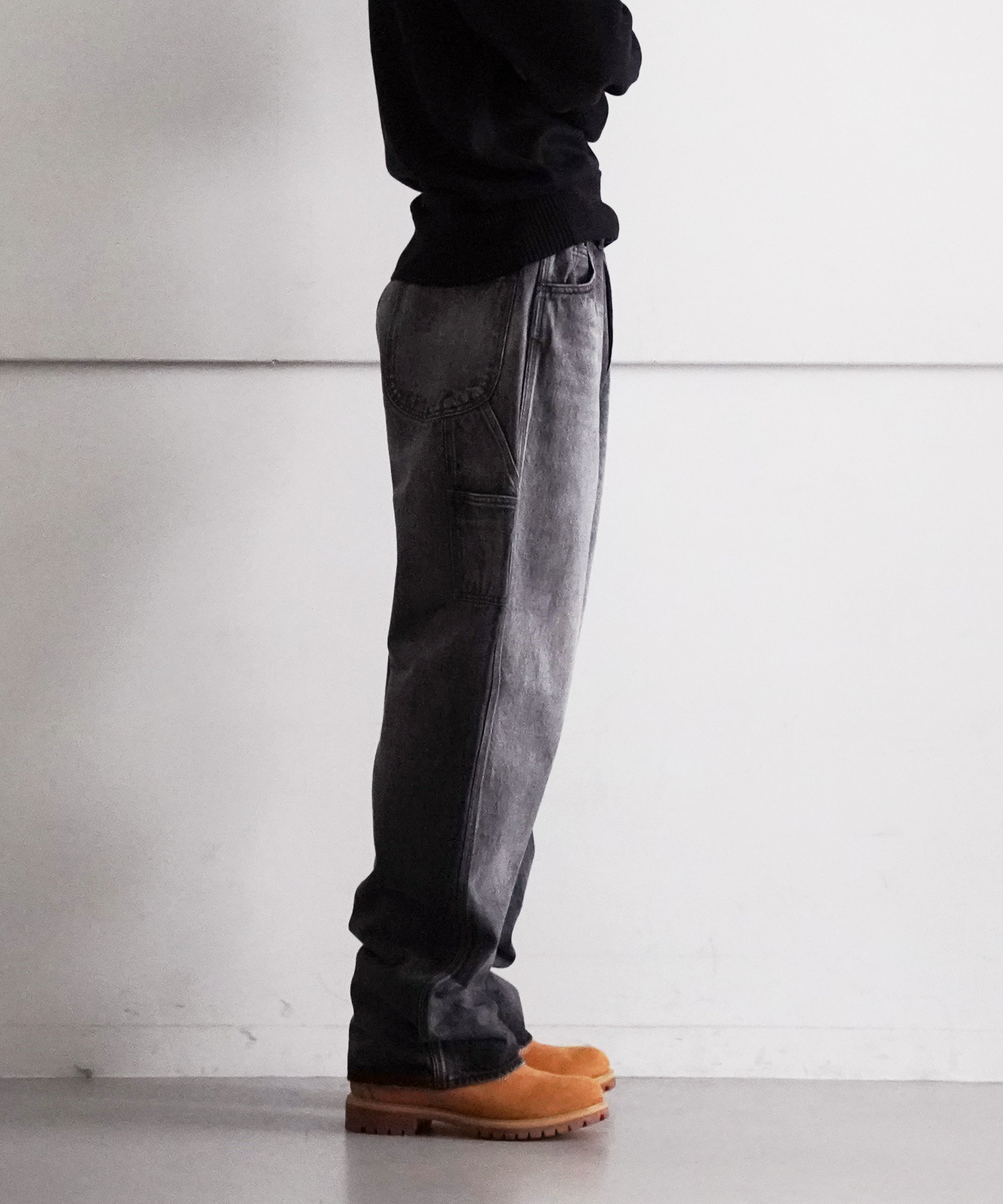 AURALEE SELVEDGE FADED HEAVY DENIM PAINTER PANTS "FADED BLACK"