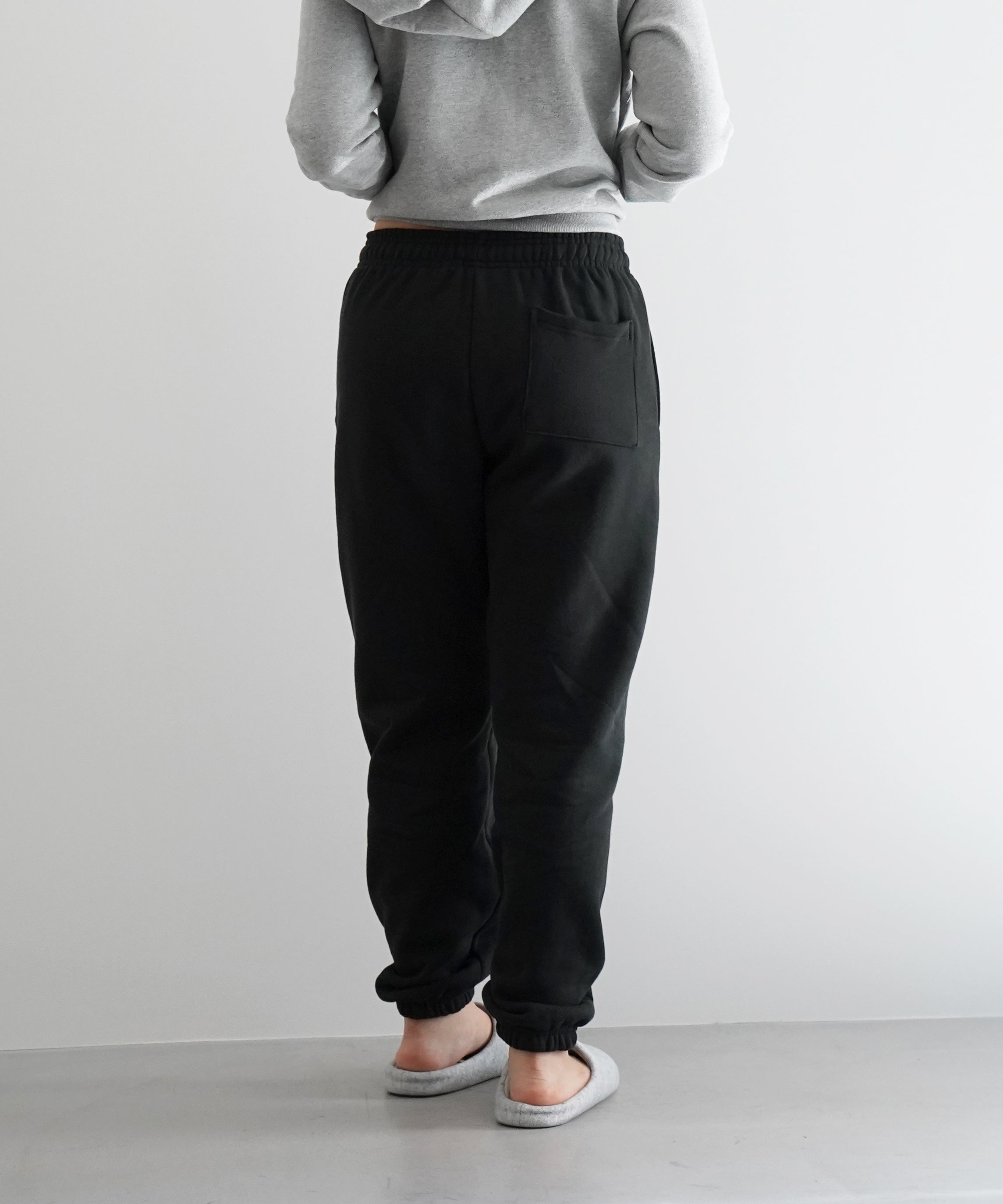 ENTIRE STUDIOS HEAVY SWEATPANT "SOOT"