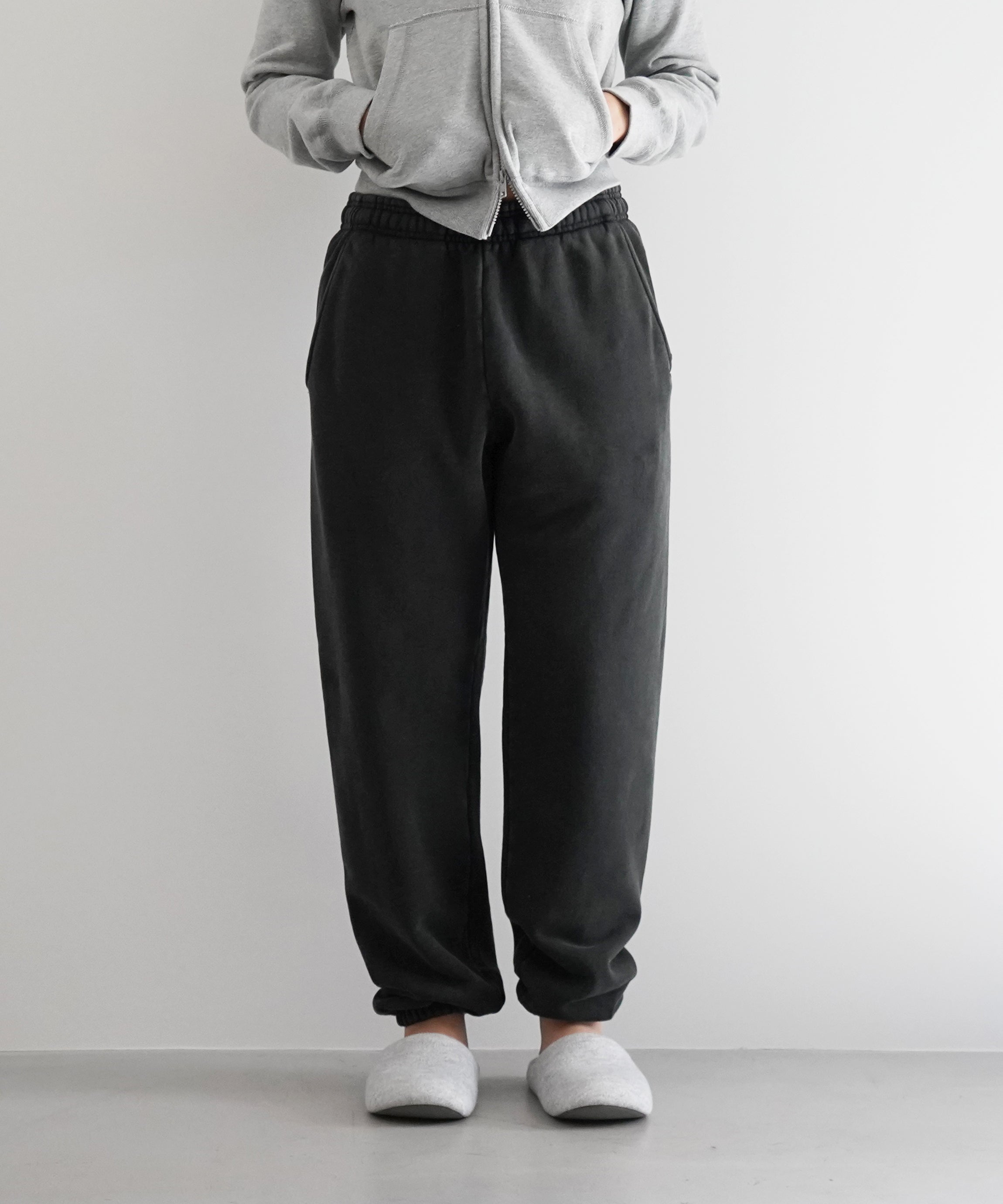 ENTIRE STUDIOS HEAVY SWEATPANT "WASHED BLACK"