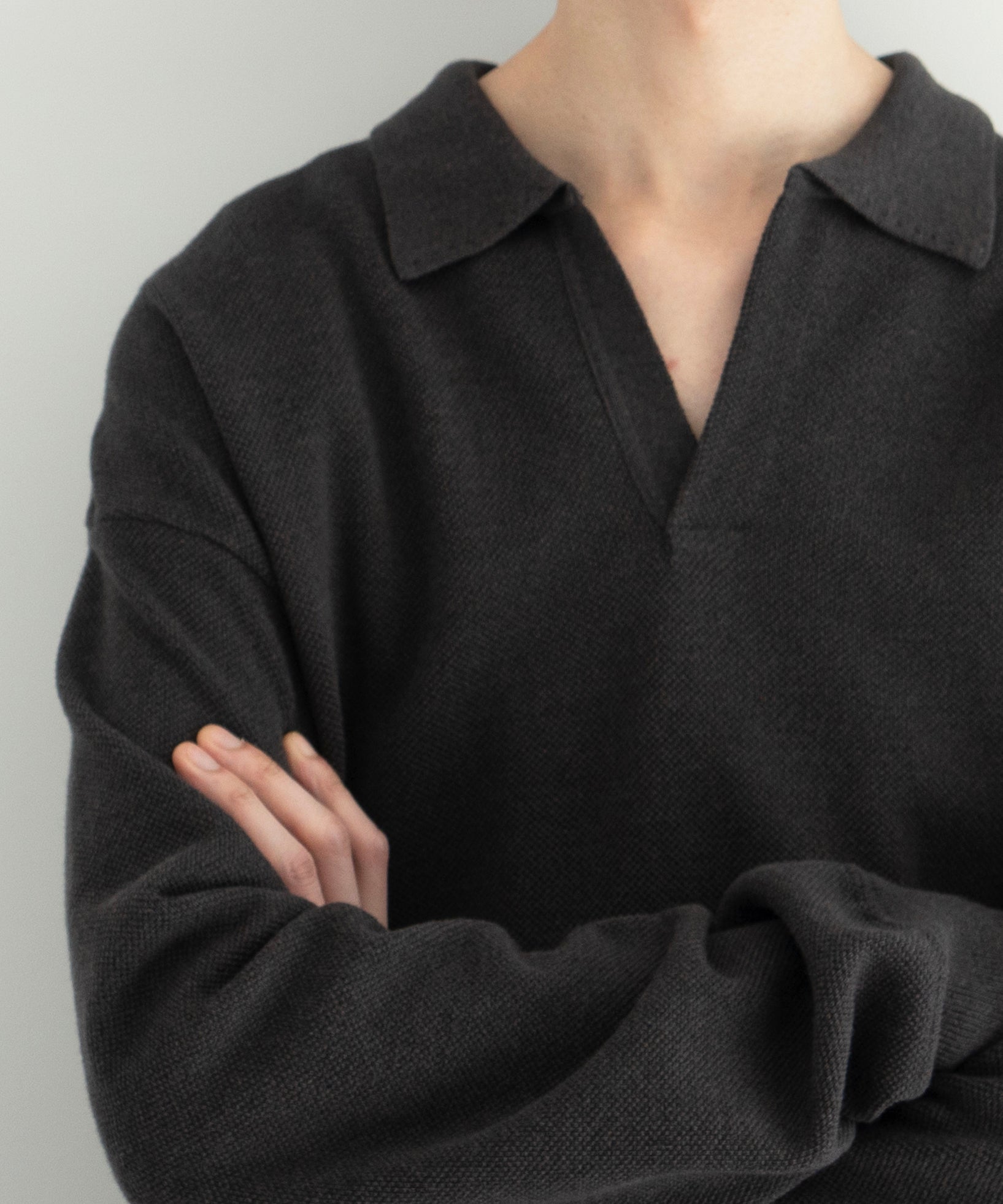 crepuscule Co/wo moss stitch skipper "CHARCOAL"