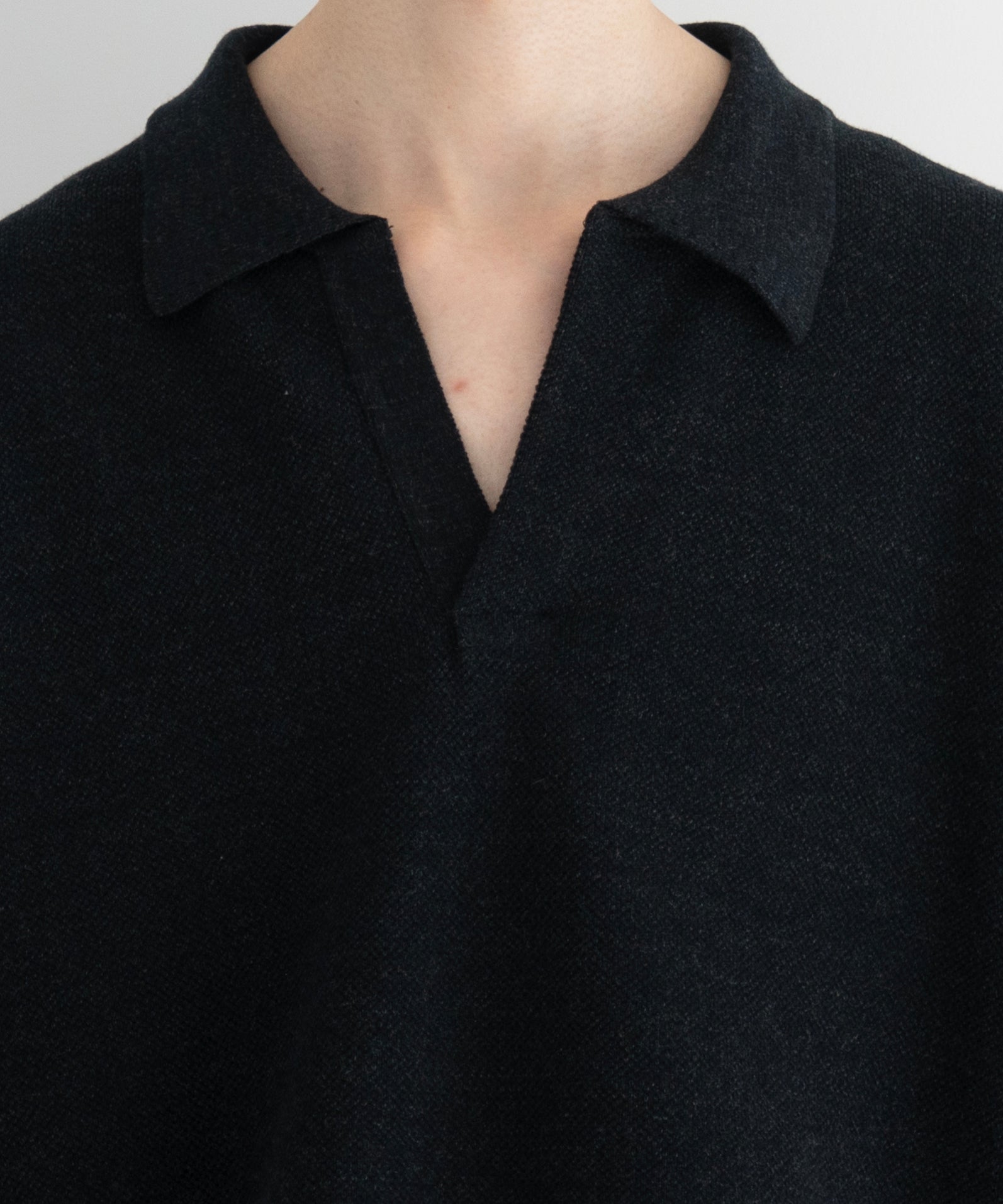 crepuscule Co/wo moss stitch skipper "BLACK"