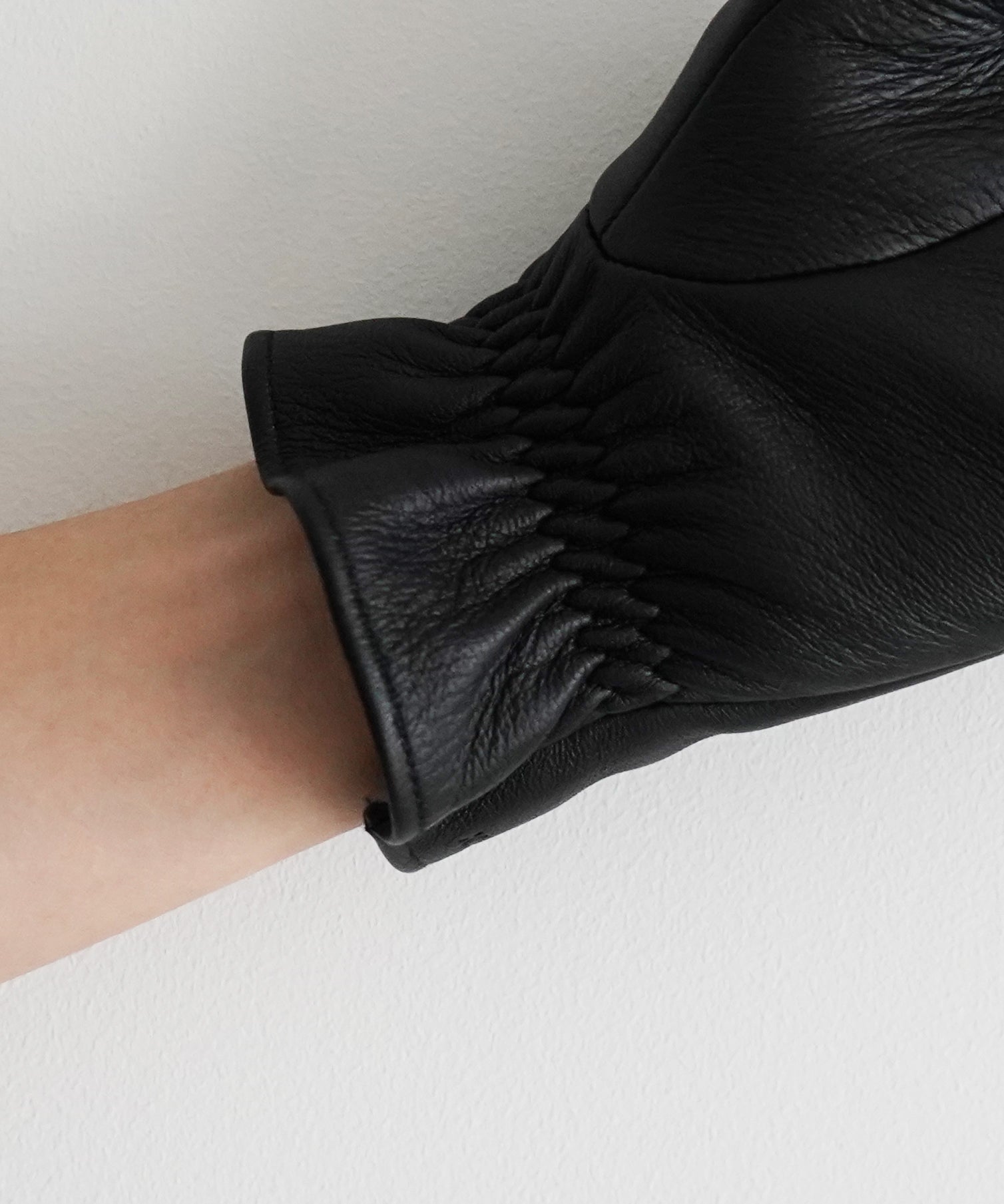 KAIKO BUFF GLOVE "BLACK"