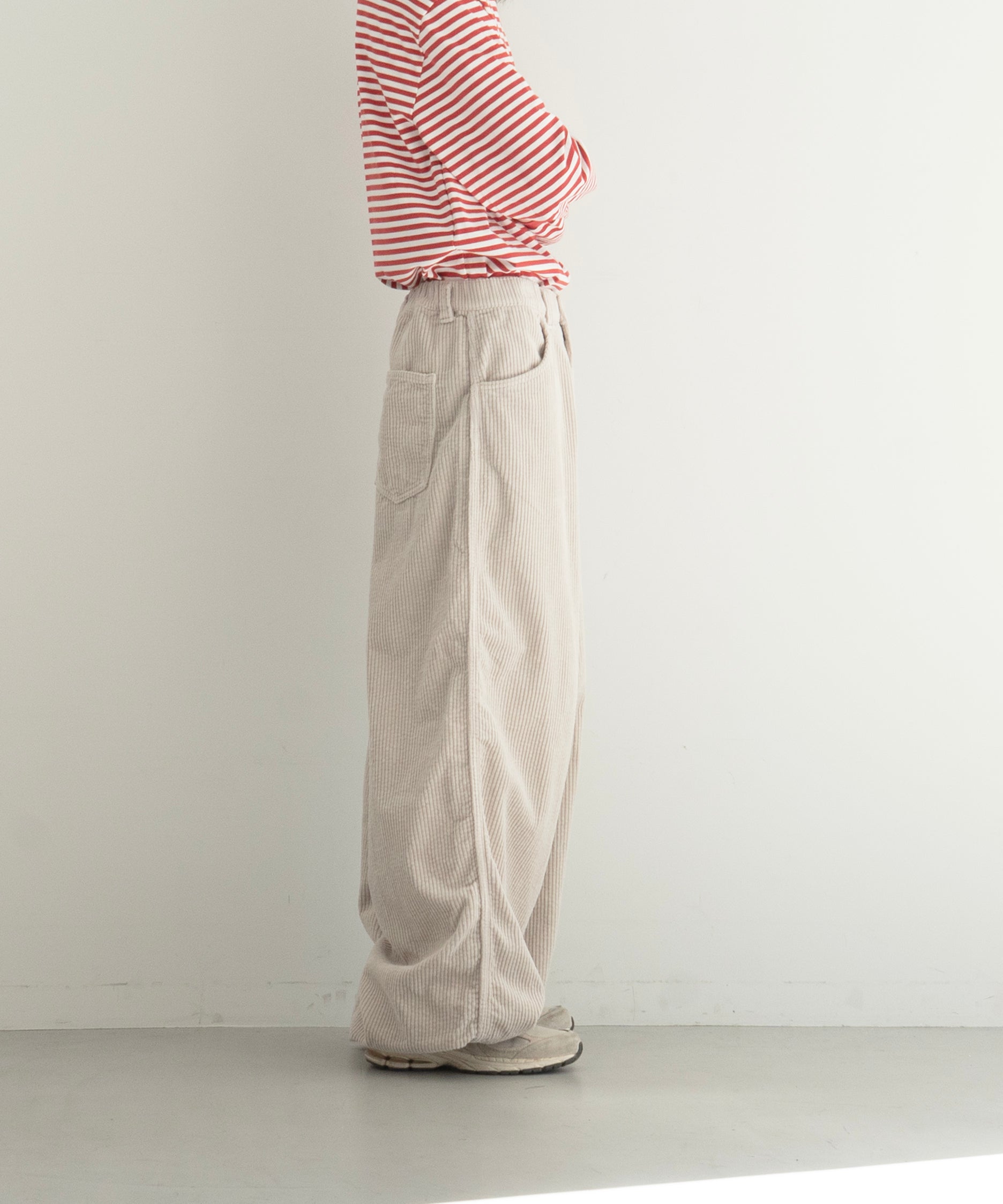 KAIKO Colored corduroy wide pants 