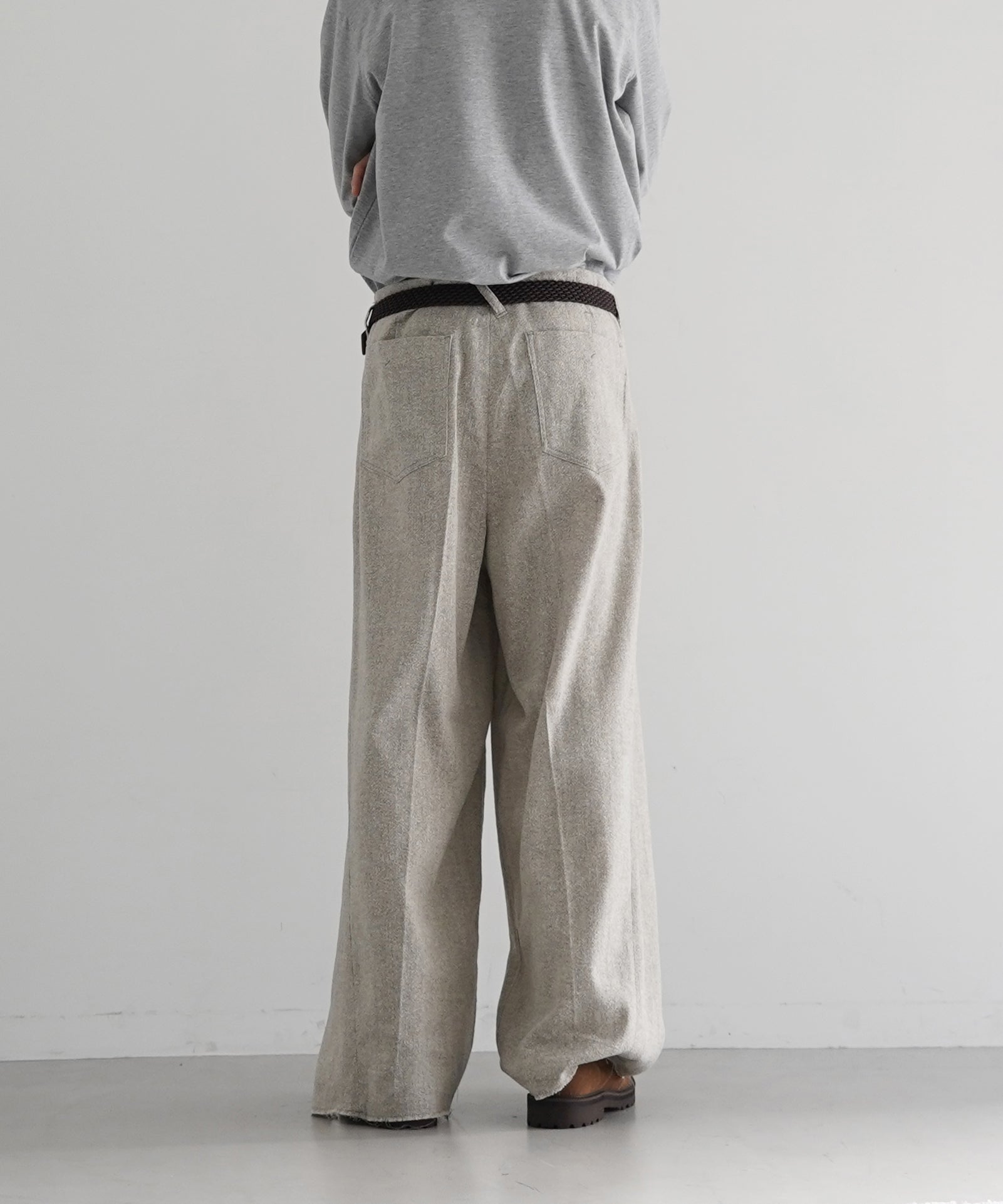 saby Tuck-baggy type 3 - bishu japan silk linen fab -  "OFF×CREAM GRY"