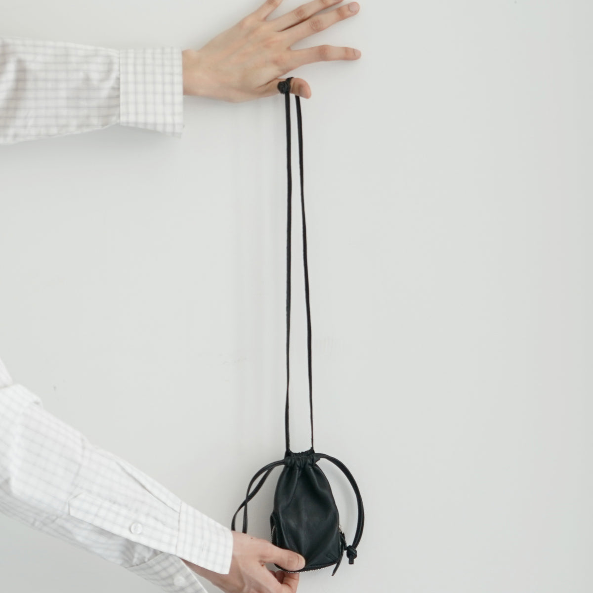 ED ROBERT JUDSON【エドロバートジャドソン】drawstring neck purse