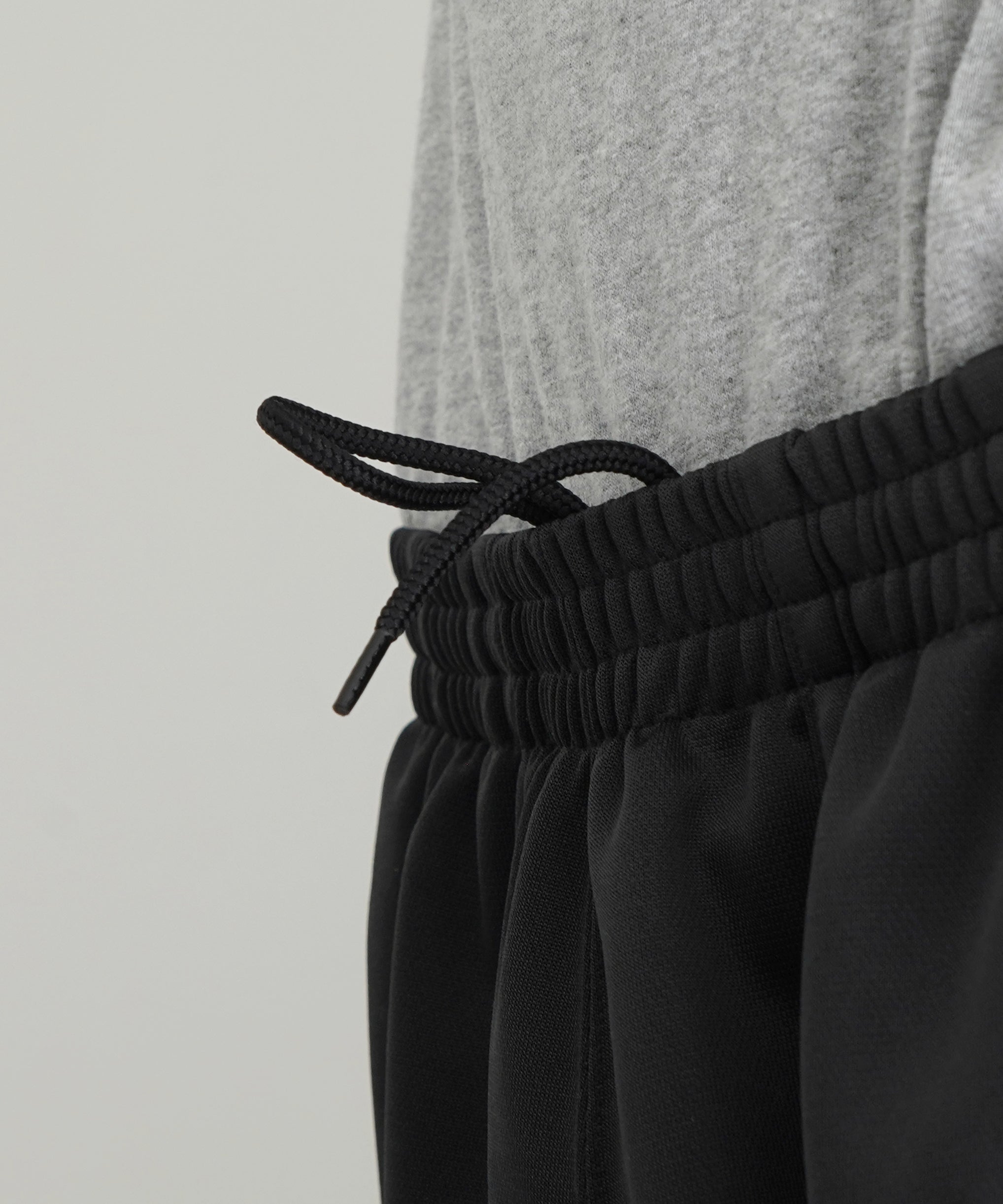 NEEDLES H.d. track pant -poly smooth "C-CHARCOAL / C"