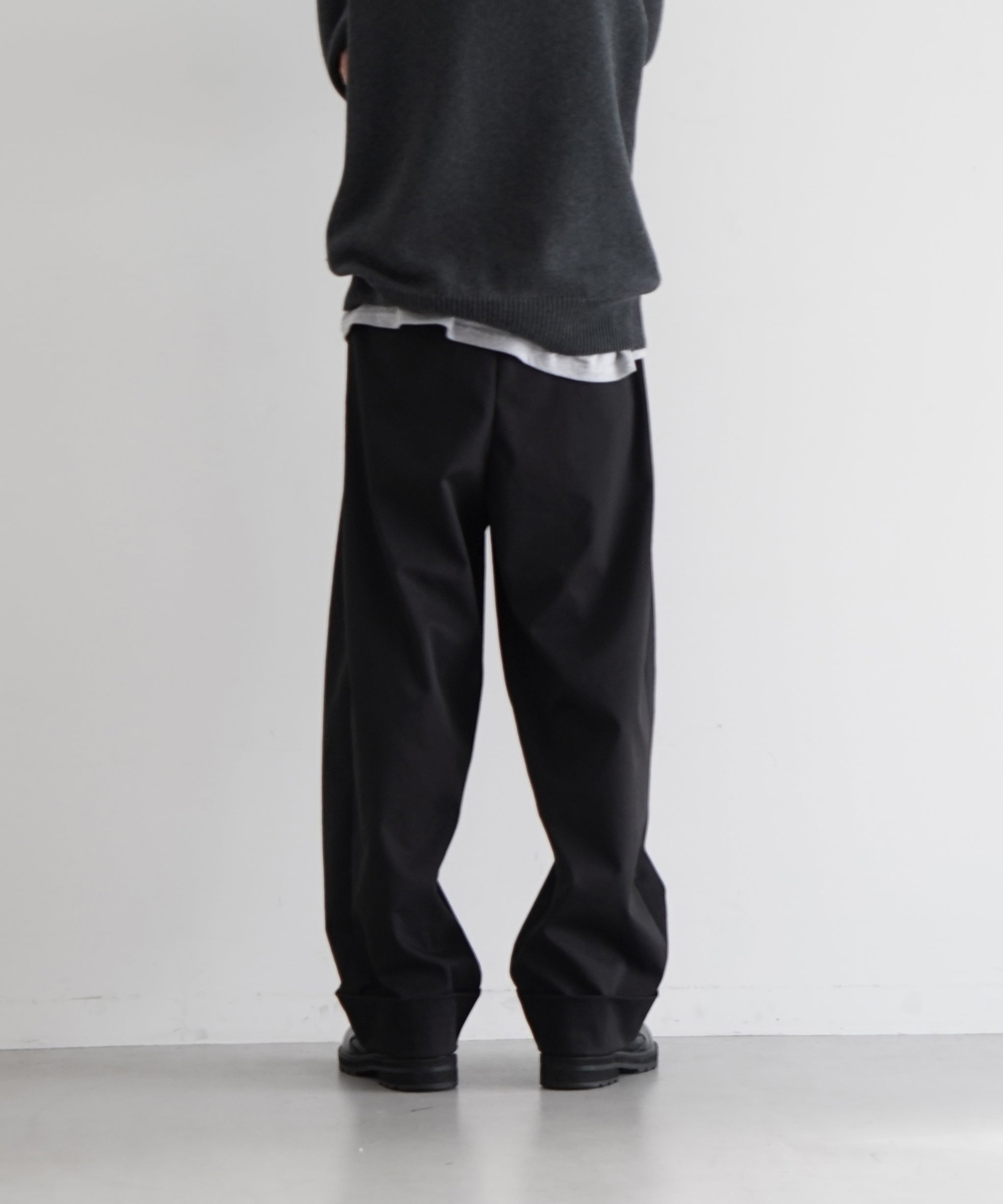 FAX COPY EXPRESS City night satin double-pleats pants "BLACK" M