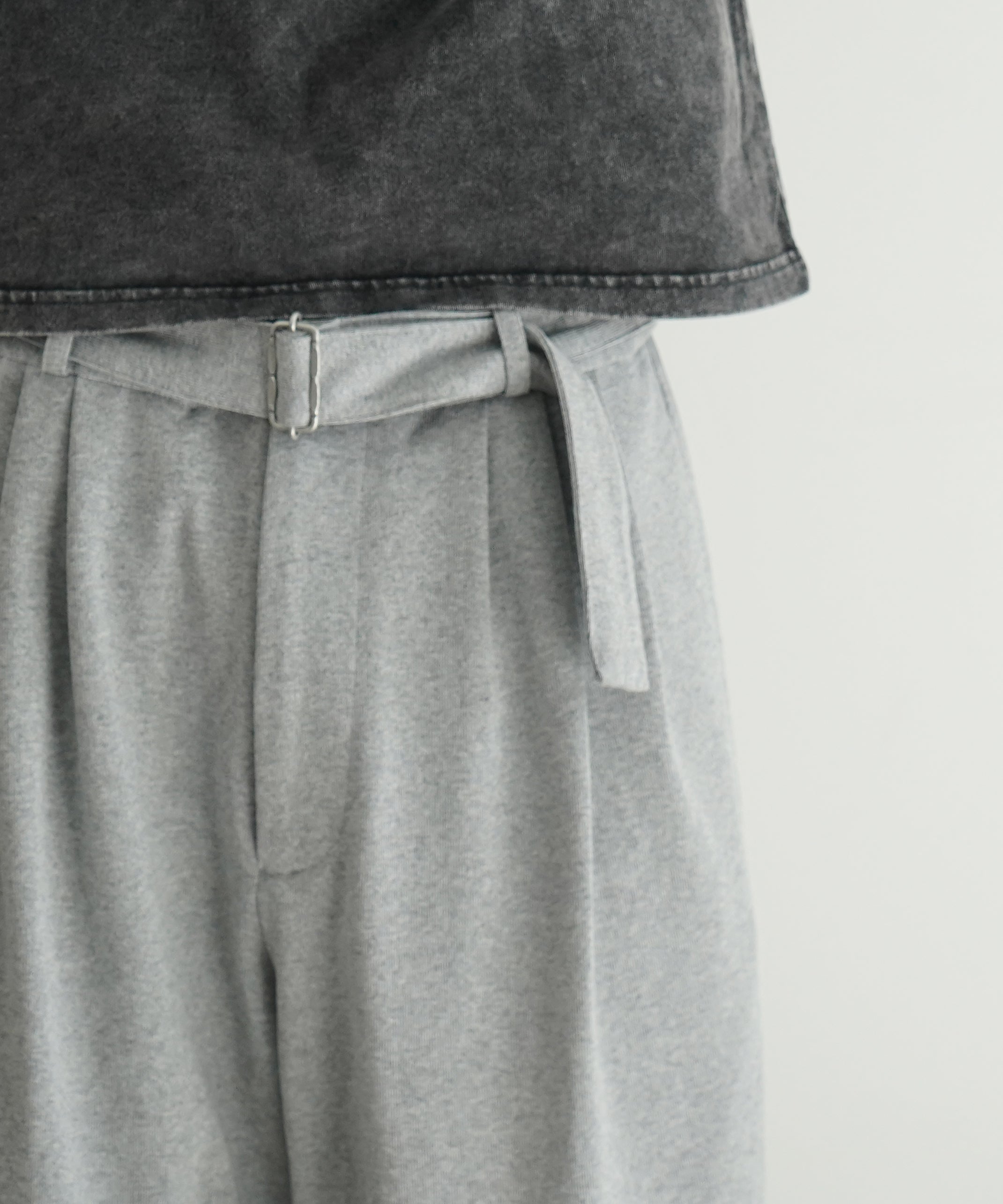 VOAAOV BELTED WIDE PANTS "GREY"