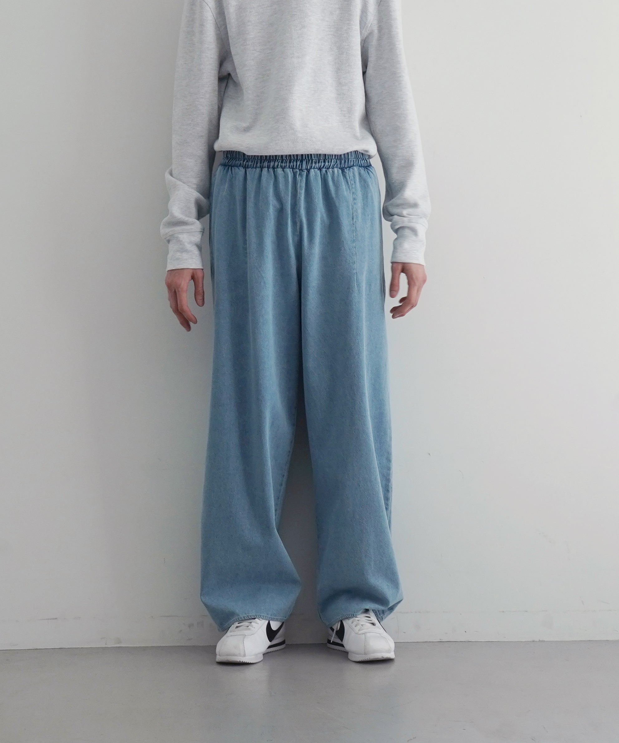 Baserange Cravat pants "LIGHT BLUE WASH"