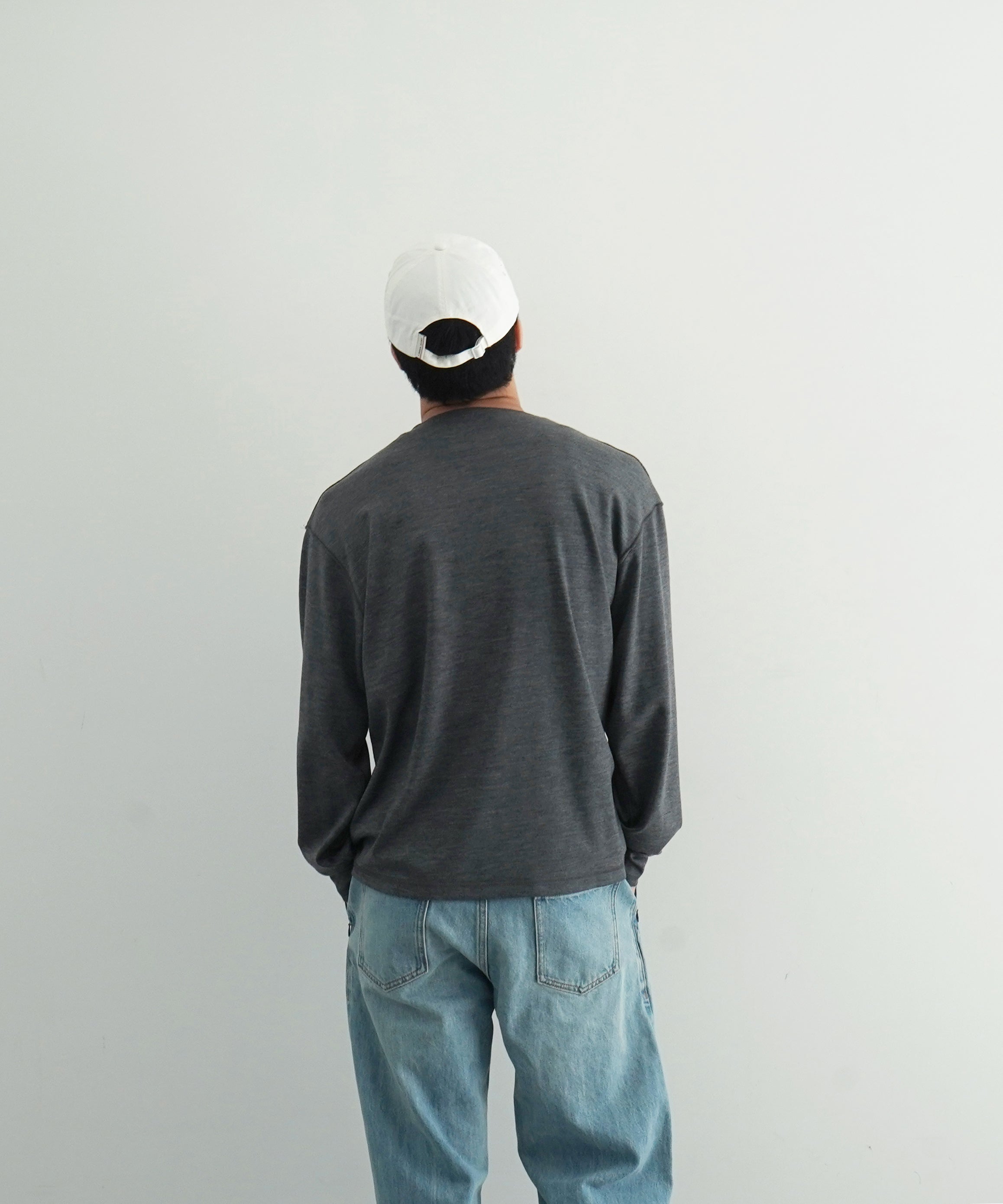 ISSUETHINGS 26a/109-w-00 "GRAY"