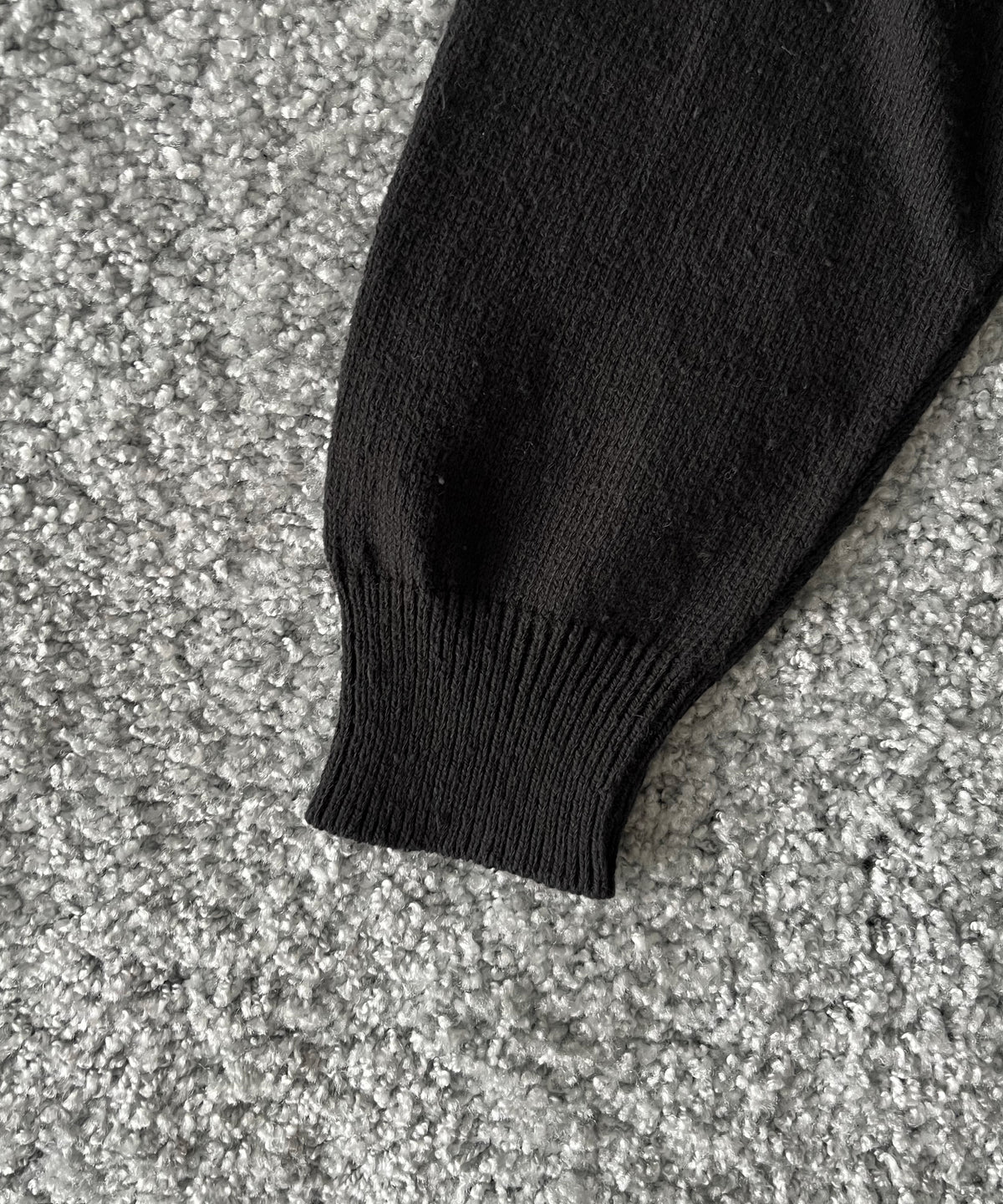 ISSUETHINGS 26b/131-c/w-00 "CHARCOAL GRAY"