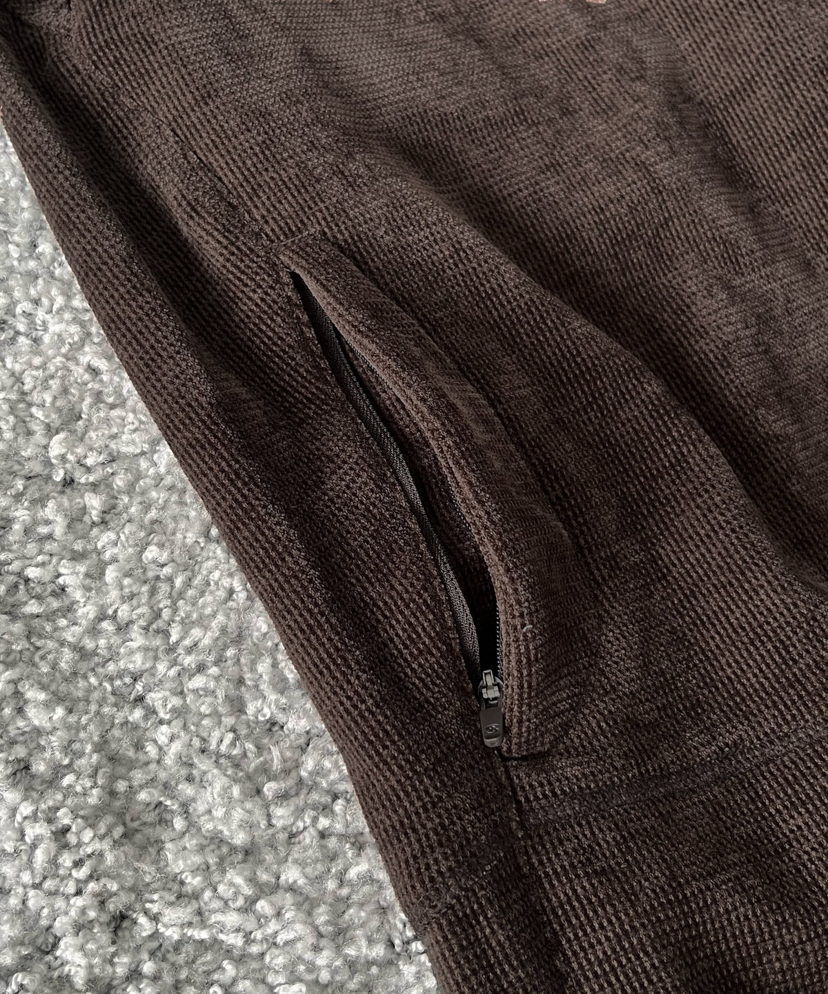SAN SAN GEAR Nurv pants “BROWN"