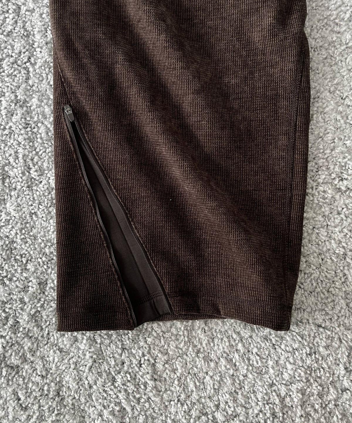 SAN SAN GEAR Nurv pants “BROWN"
