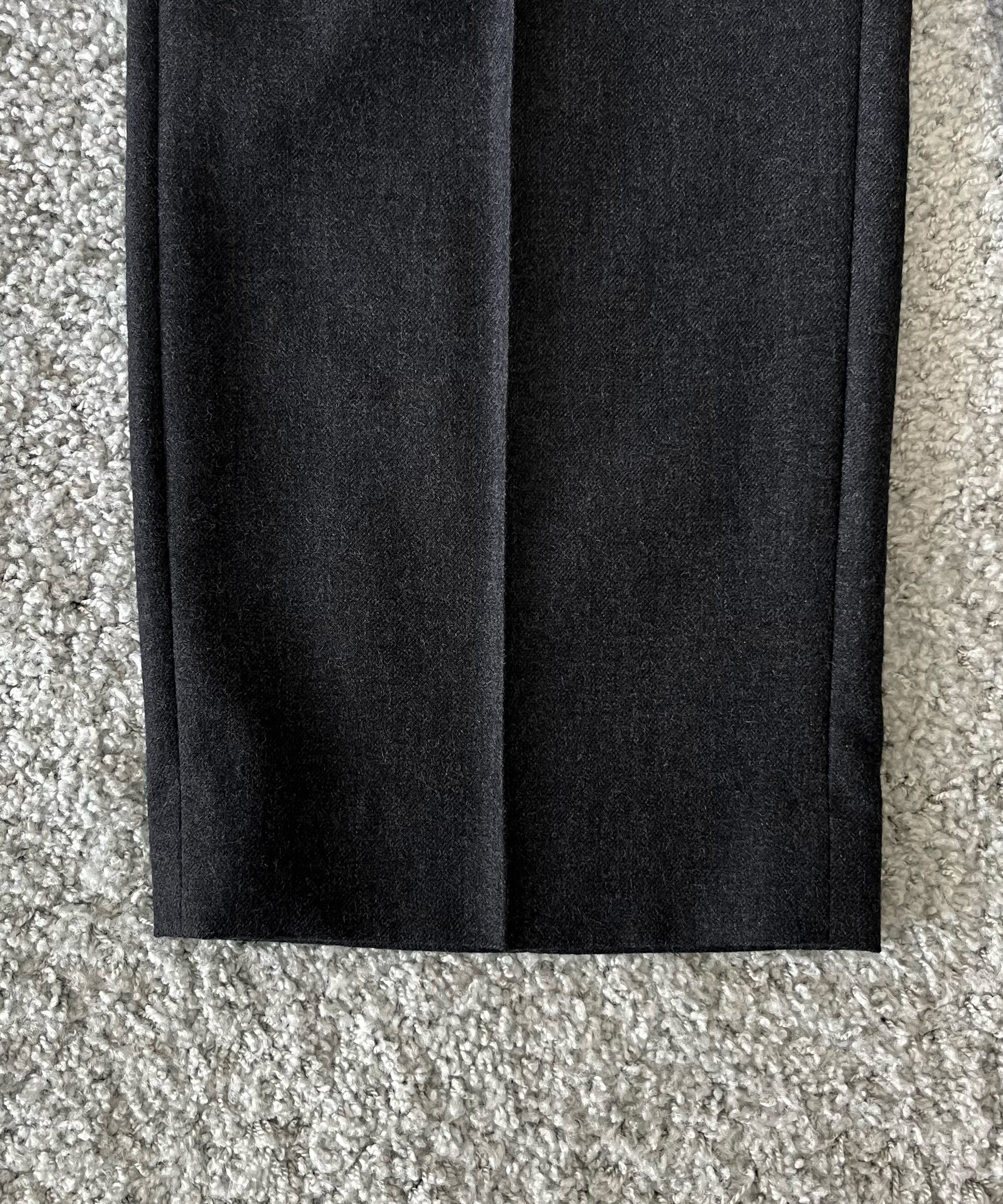 URU【ウル】Wool saxony - 2 tuck pants 