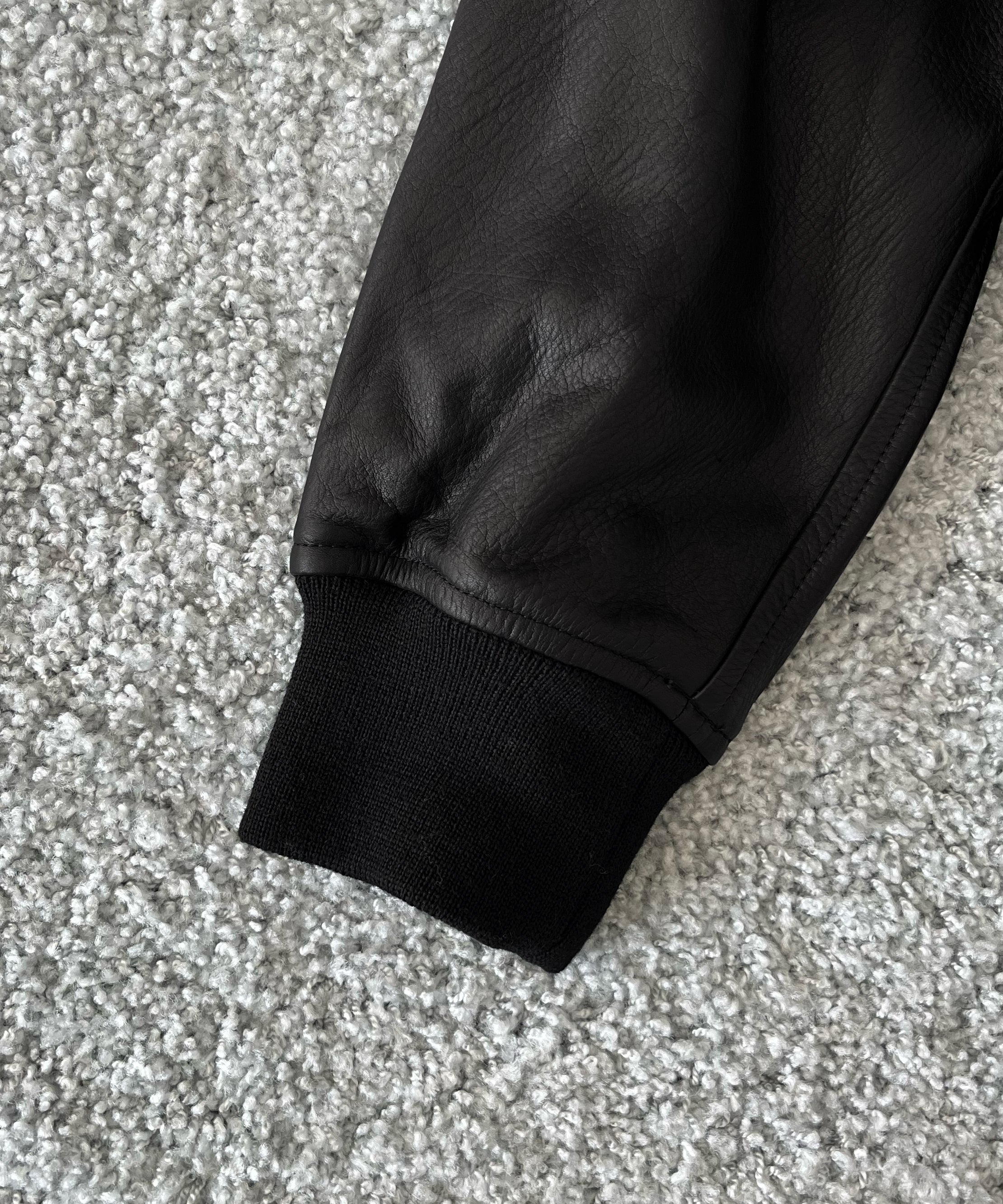 URU【ウル】Leather - zip up blouson 
