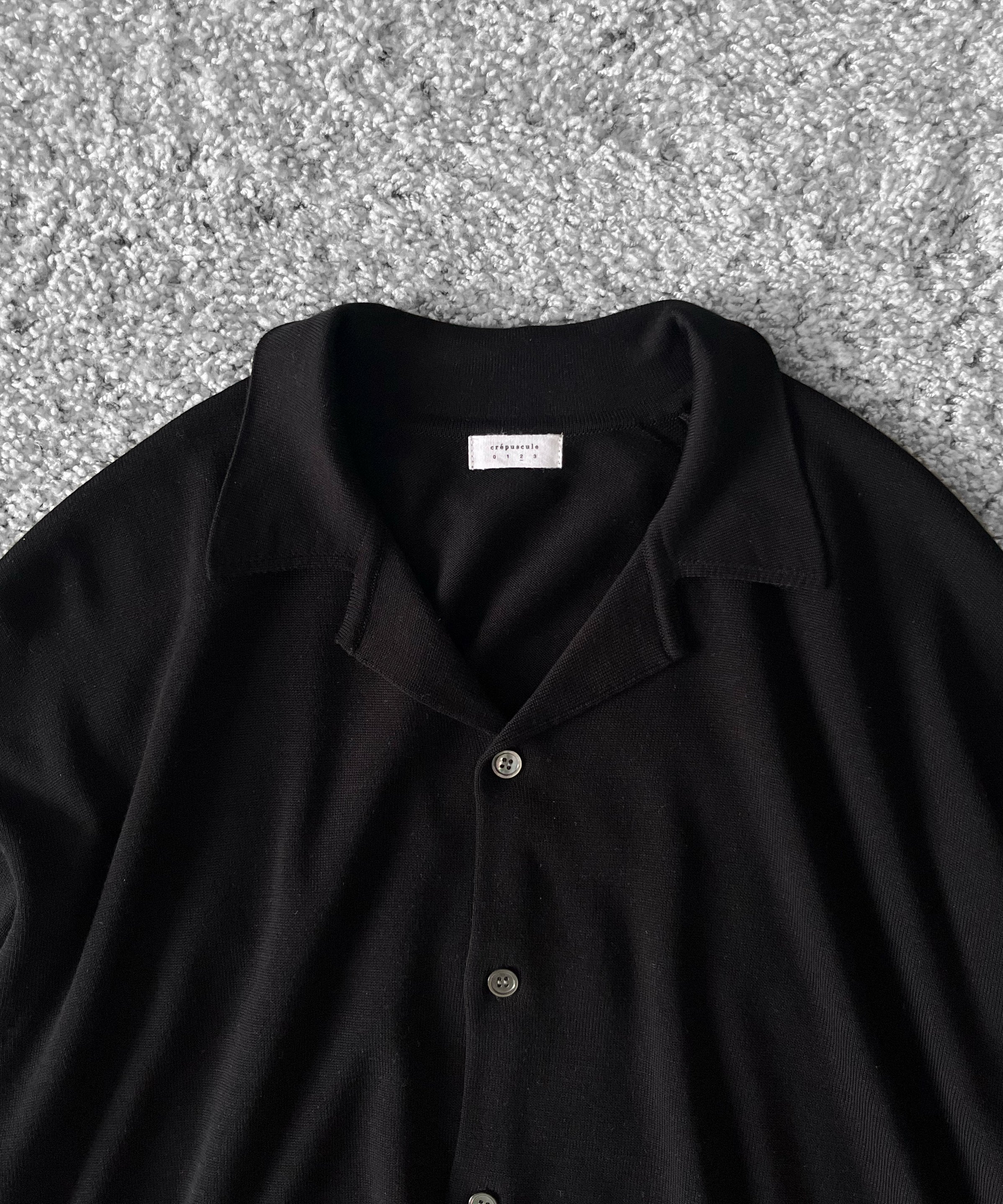 crepuscule【クレプスキュール】【EXCLUSIVE】Open collar knit shirt