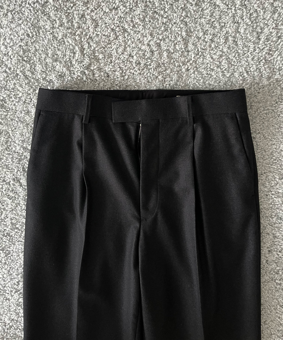 AURALEE Wool fulling flannel one-tuck slacks “TOP CHARCOAL”