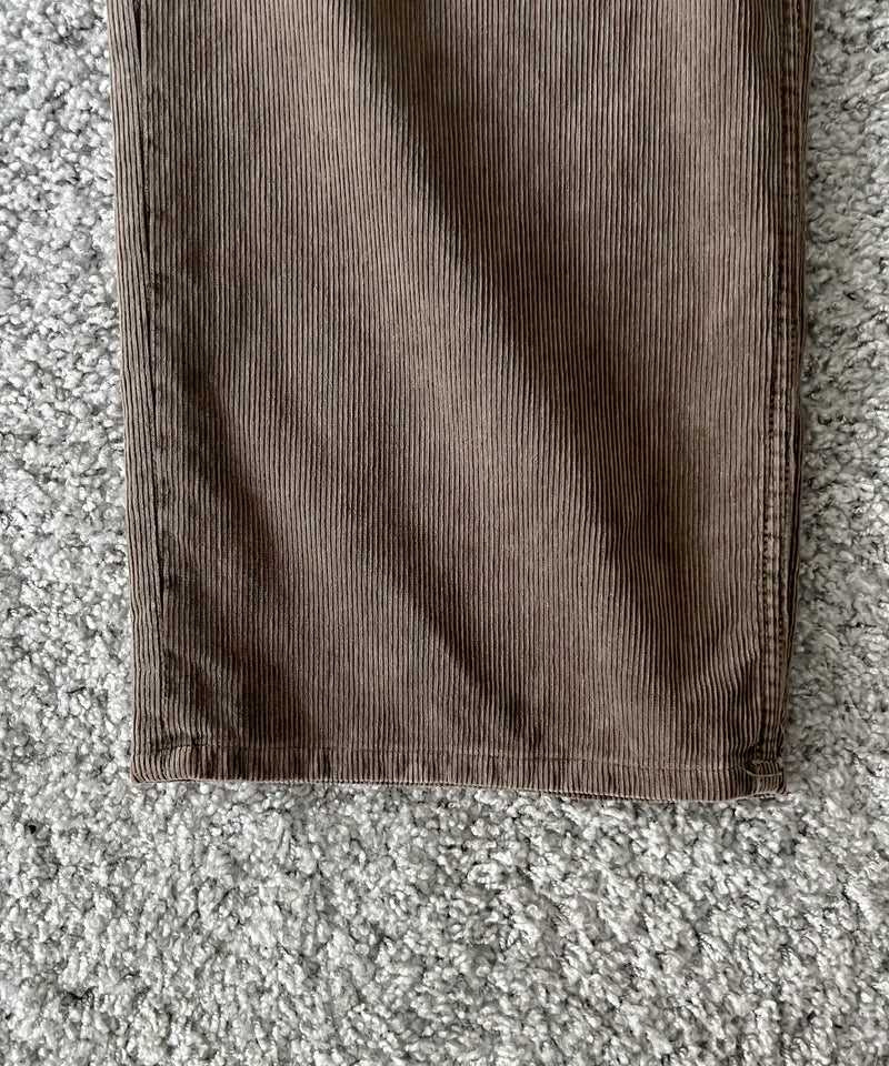 AURALEE Garment-dyed finx corduroy 5p wide pants “OLIVE BROWN”