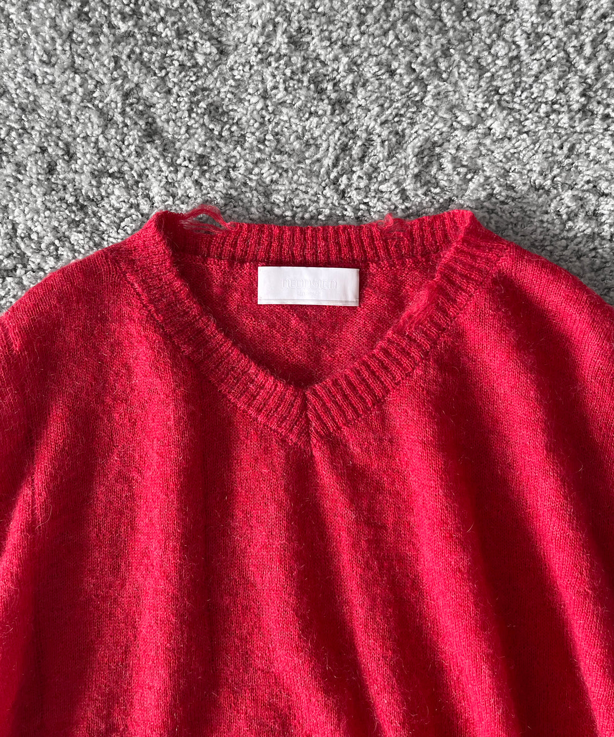 【Pre order】NEONSIGN Destroy knit -type : v "BLENDED RED"