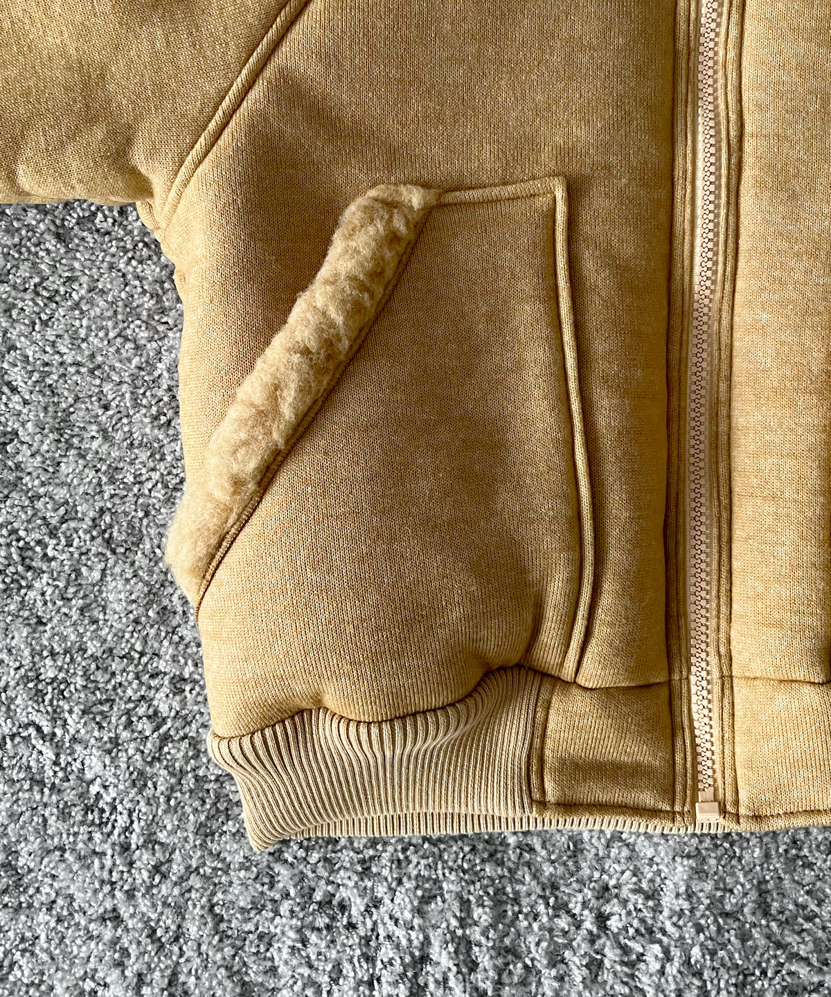 KOOKY ZOO Big pile blouson "BEIGE"