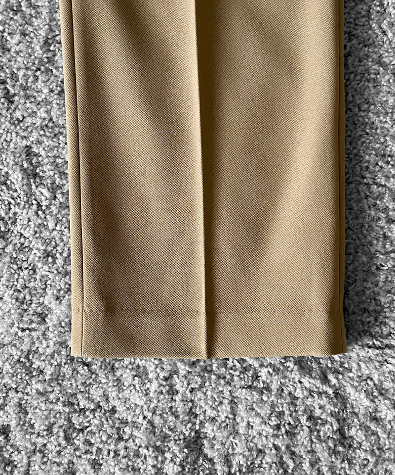 UNUSED Uw1203 straight slacks “BEIGE"