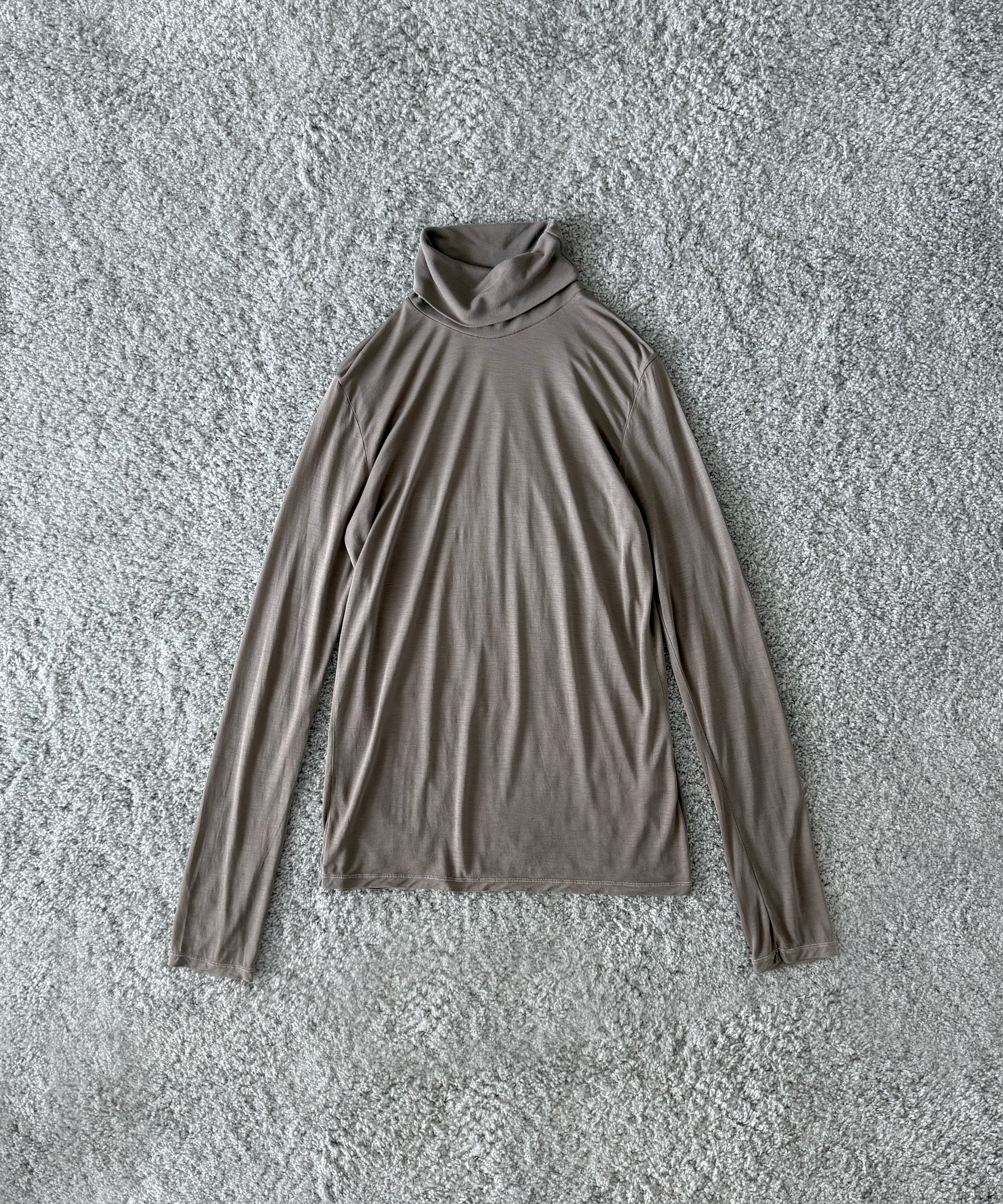 Baserange Long sleeve turtleneck "GILDAGREY"