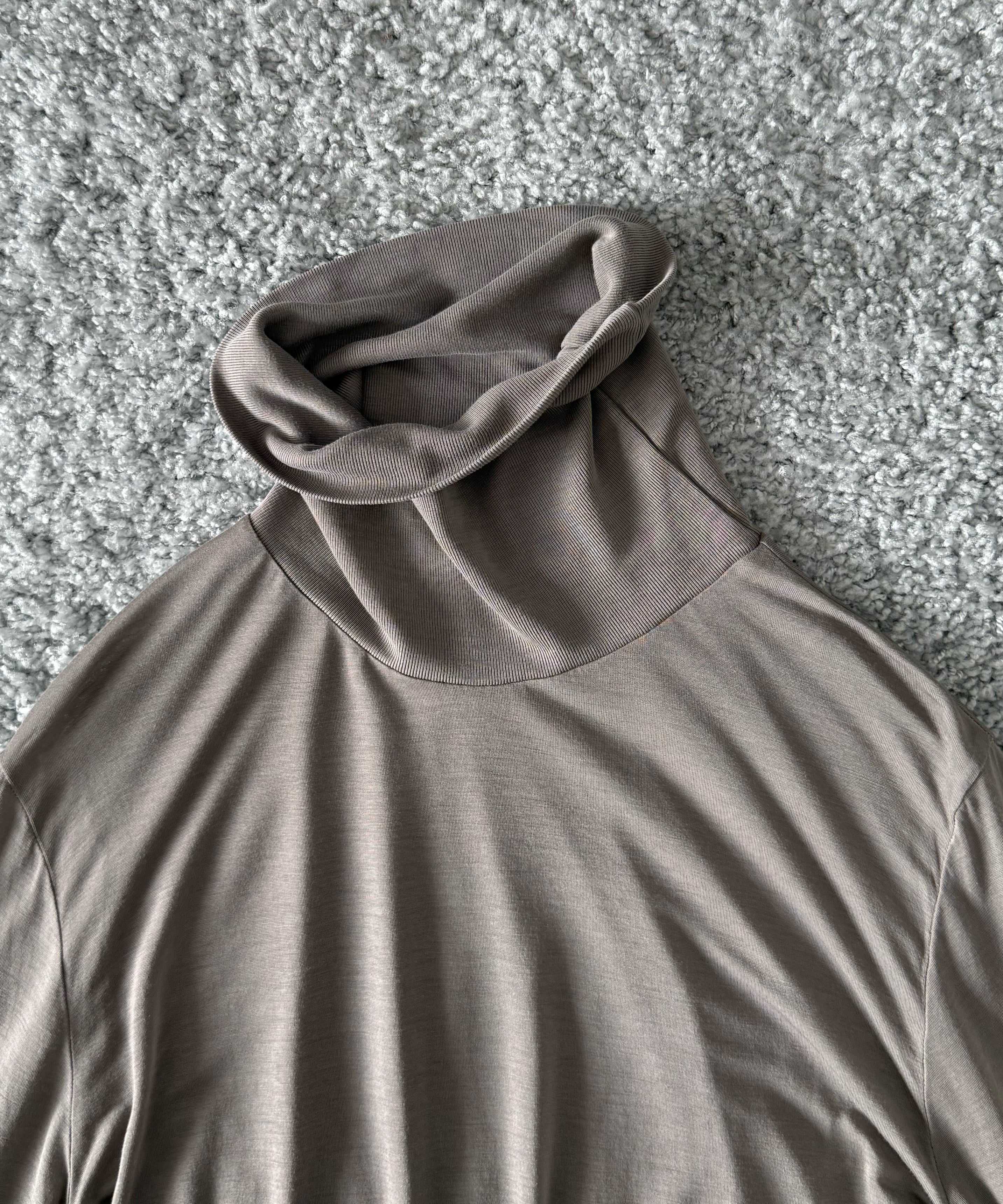 Baserange Long sleeve turtleneck "GILDAGREY"