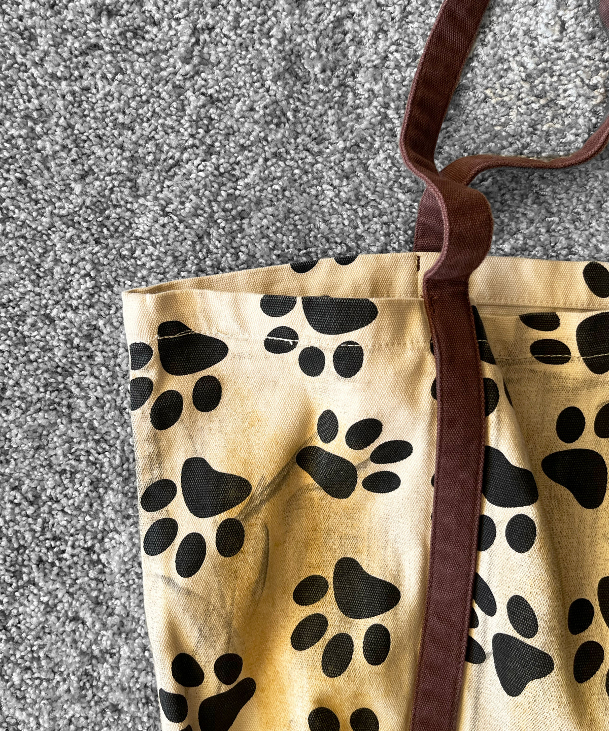 Basketcase Paws, tote “CREAM / BROWN”
