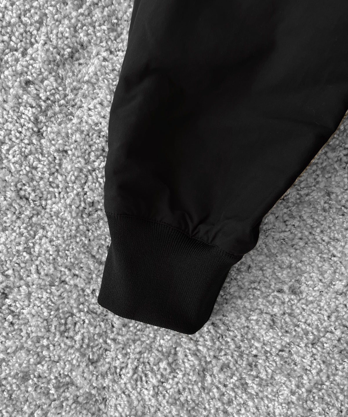 UNUSED Us2567 UNUSED × BARACUTA reversible jacket "BLACK"