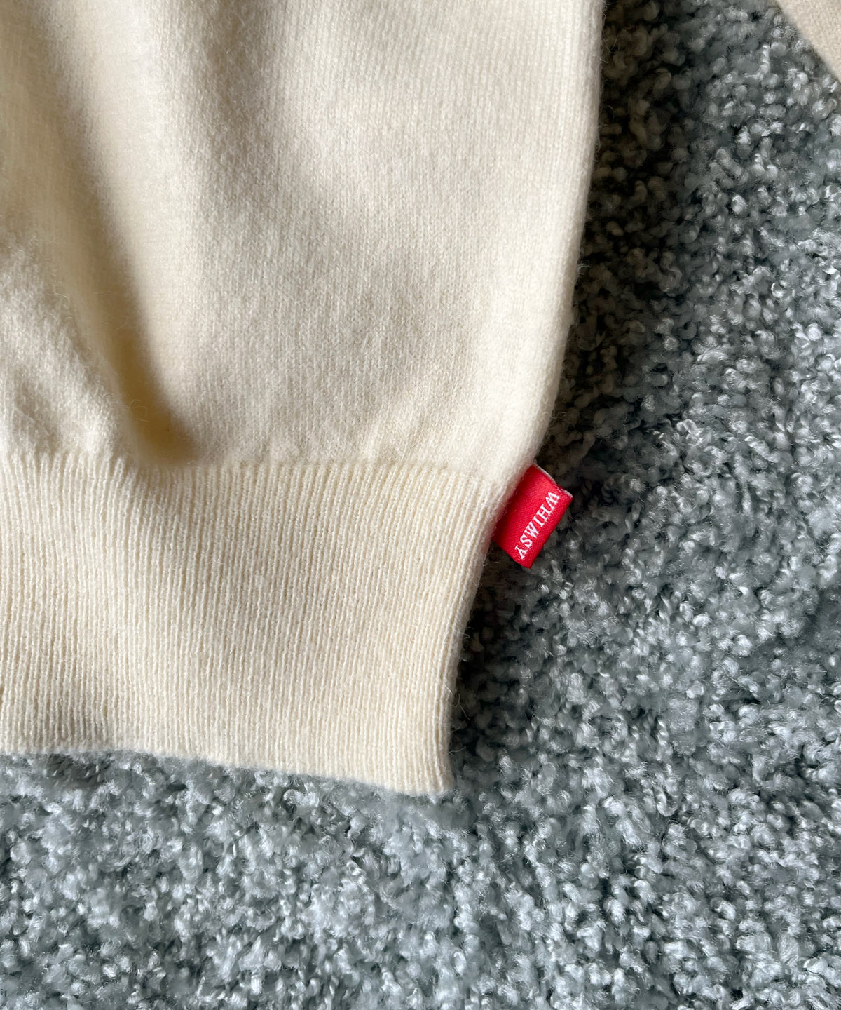 Whimsy 26Autumn marine sweater “IVORY”