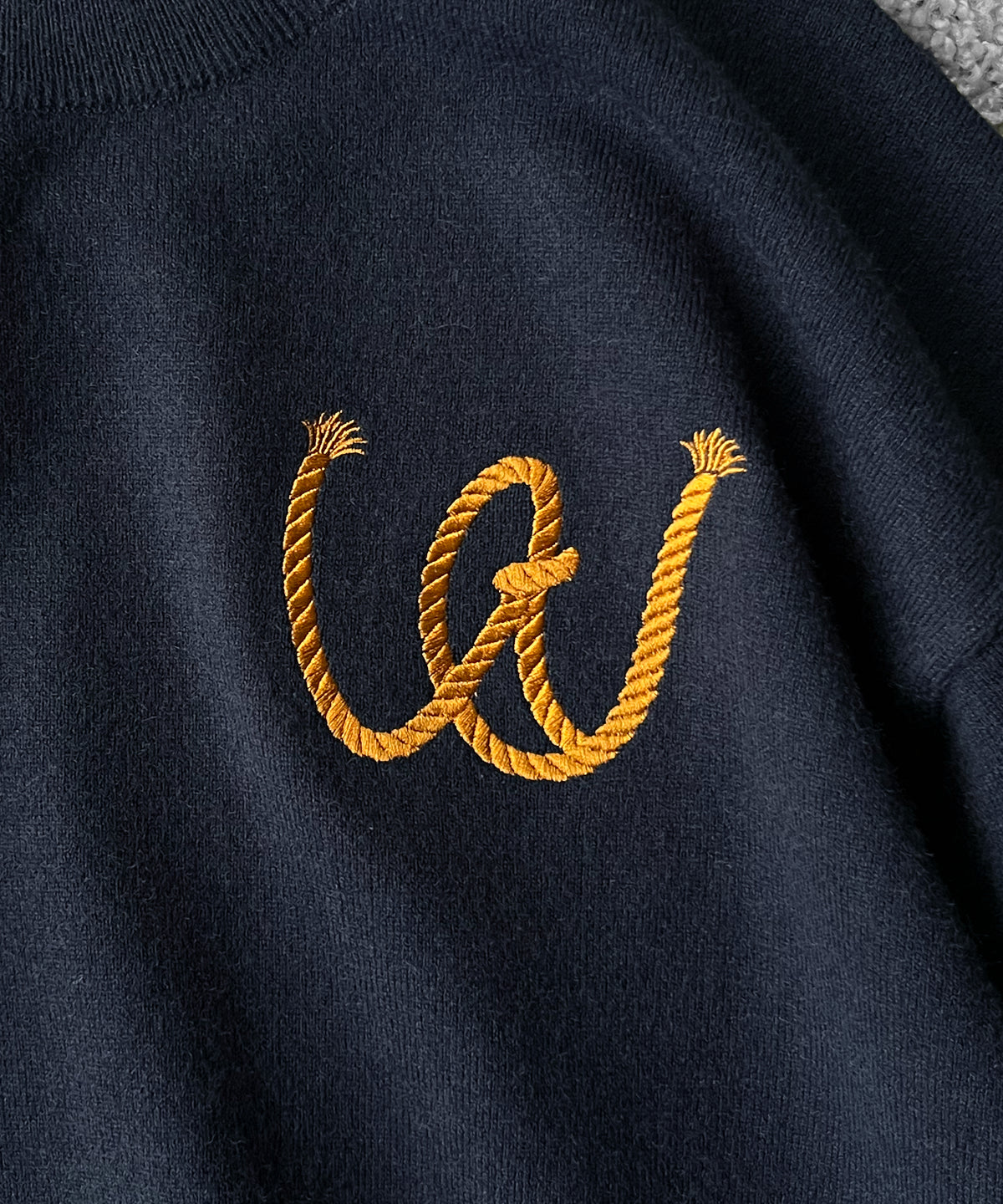 Whimsy 26Autumn marine sweater “NAVY"