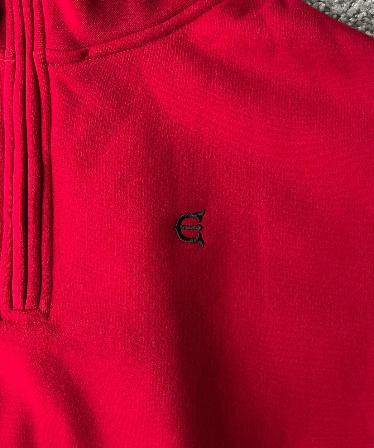 Evisen Skateboardsゑ Logo half zip sweat "RED"