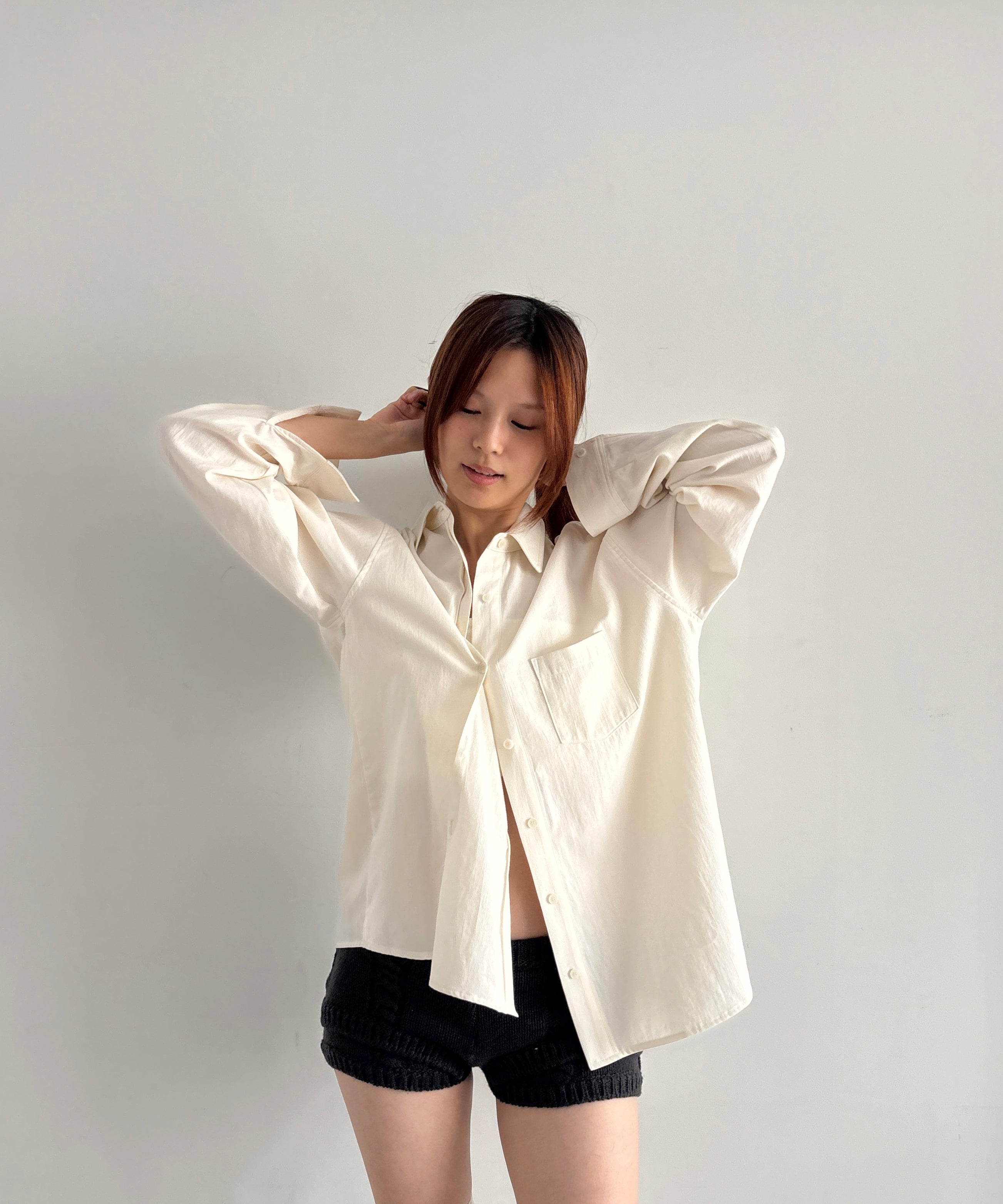 ULIKASANCTUS Half-hidden placket shirts "CREAM"