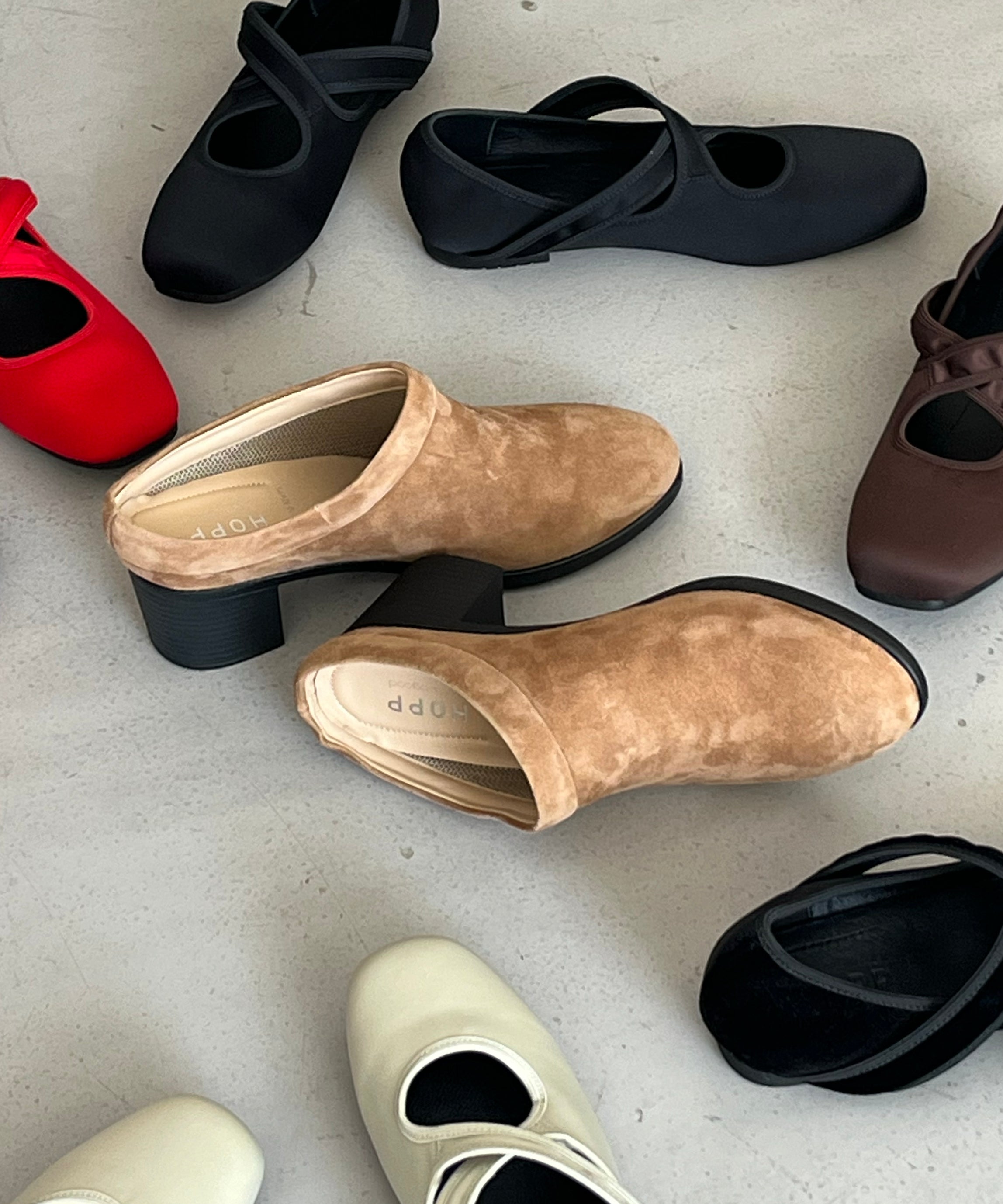 HOPP Collared mule "CARAMEL SUEDE"
