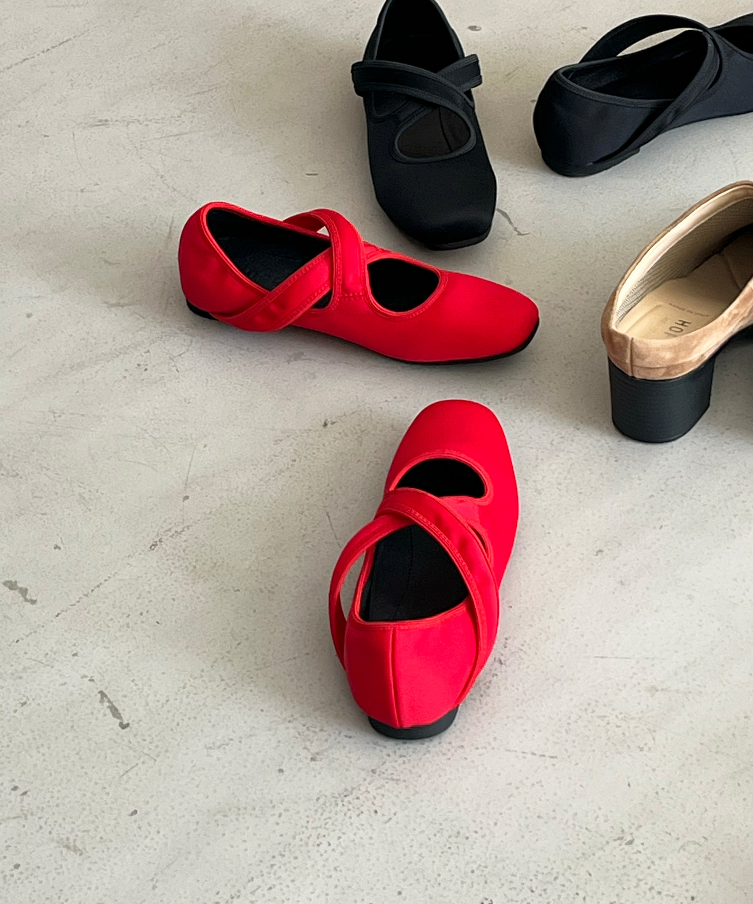 HOPP X ballet "CHERRY STRETCH"