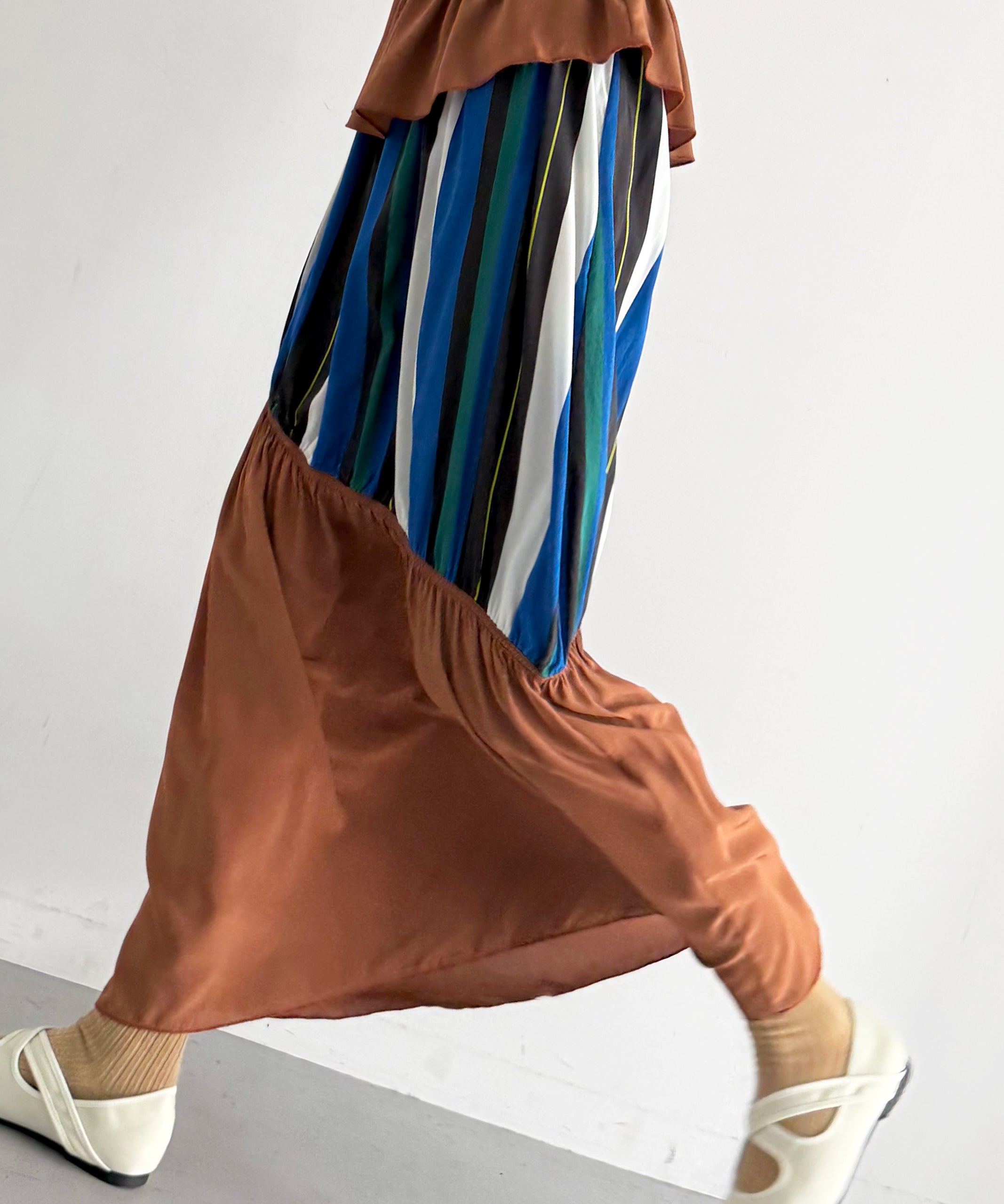 Baserange Meco skirt "OCULAR"