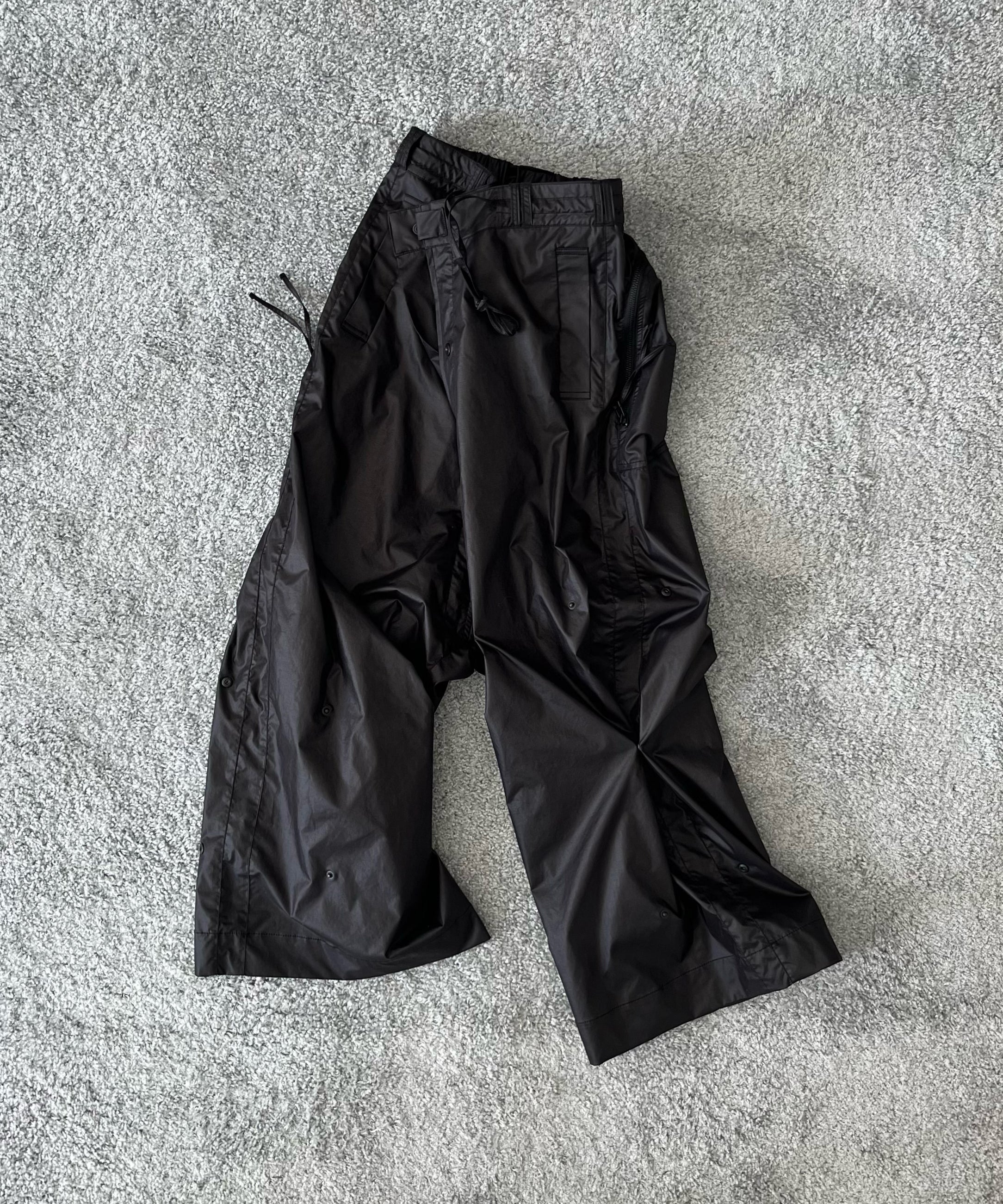 JIAN YE  Guai morph pants "BLACK"