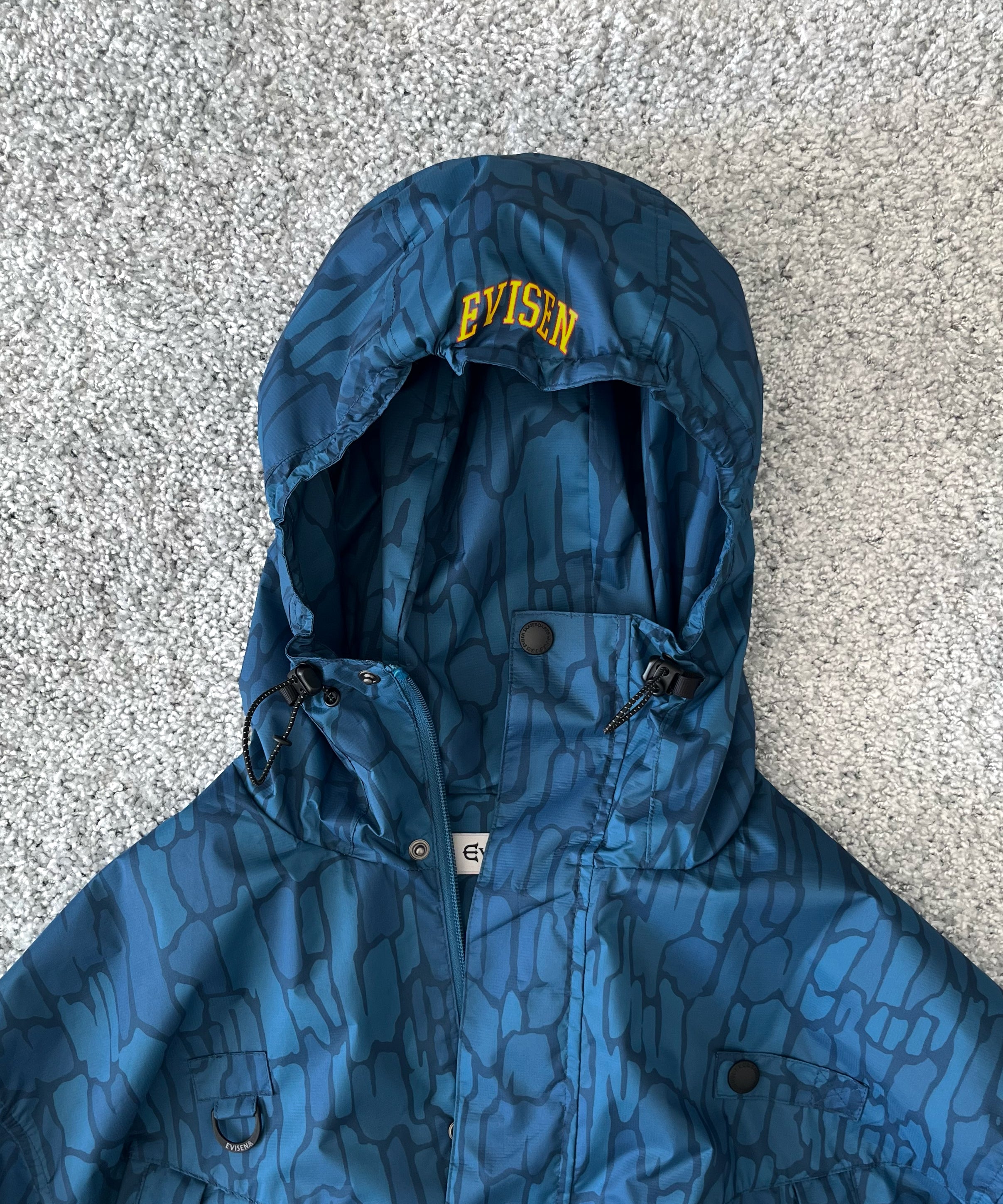 Evisen Skateboardsゑ Tree camo mountain jacket "BLUE"